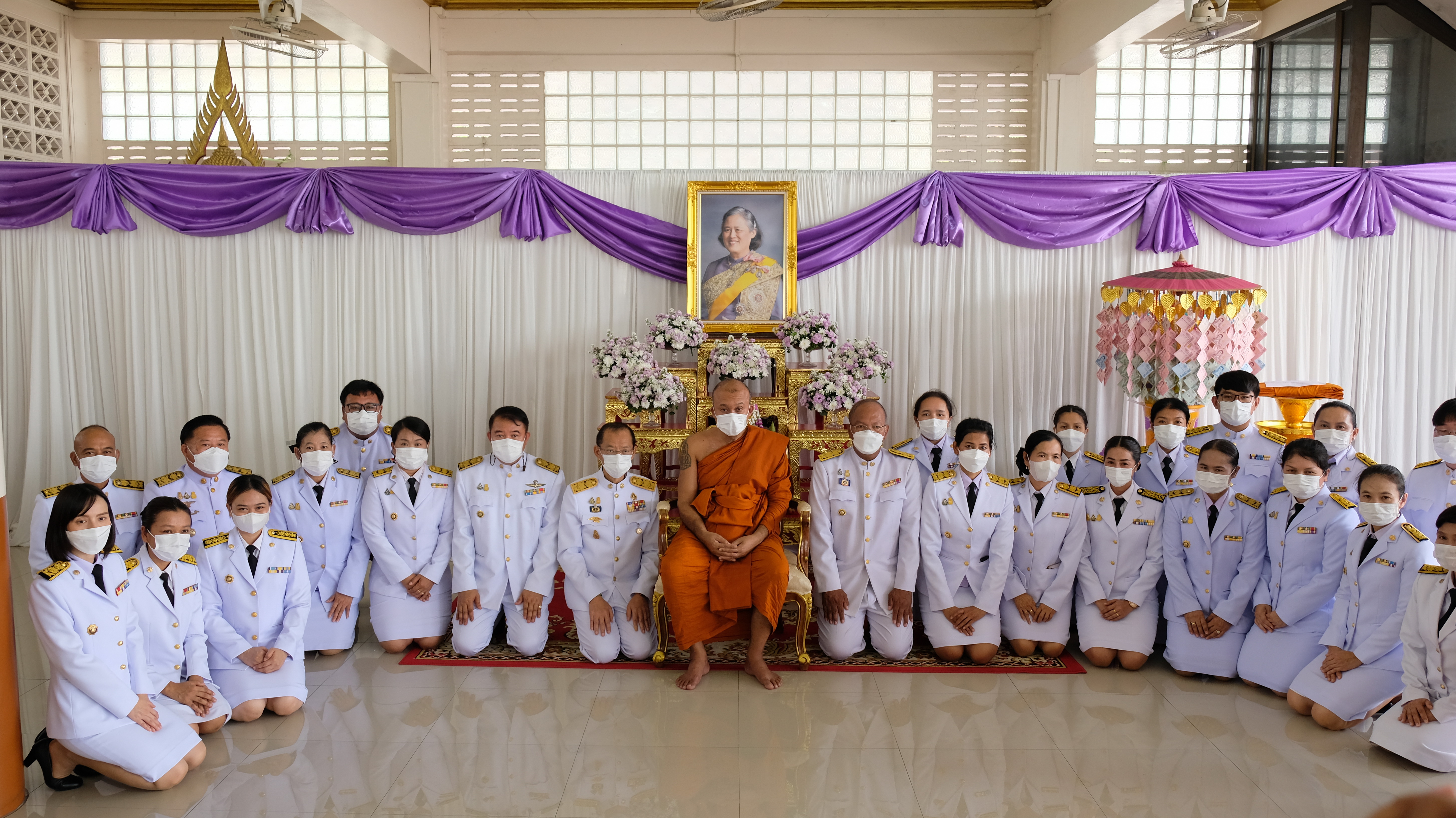 พช.ปทุมธานี “จังหวัดปทุมธานี จัดพิธีเจริญพระพุทธมนต์เฉลิมพระเกียรติสมเด็จพระกนิษฐาธิราชเจ้า กรมสมเด็จพระเทพรัตนราชสุดาฯ สยามบรมราชกุมารี และพิธีทอดผ้าป่าสมทบทุนกองทุนพัฒนาเด็กชนบท ในพระราชูปถัมภ์ฯ”