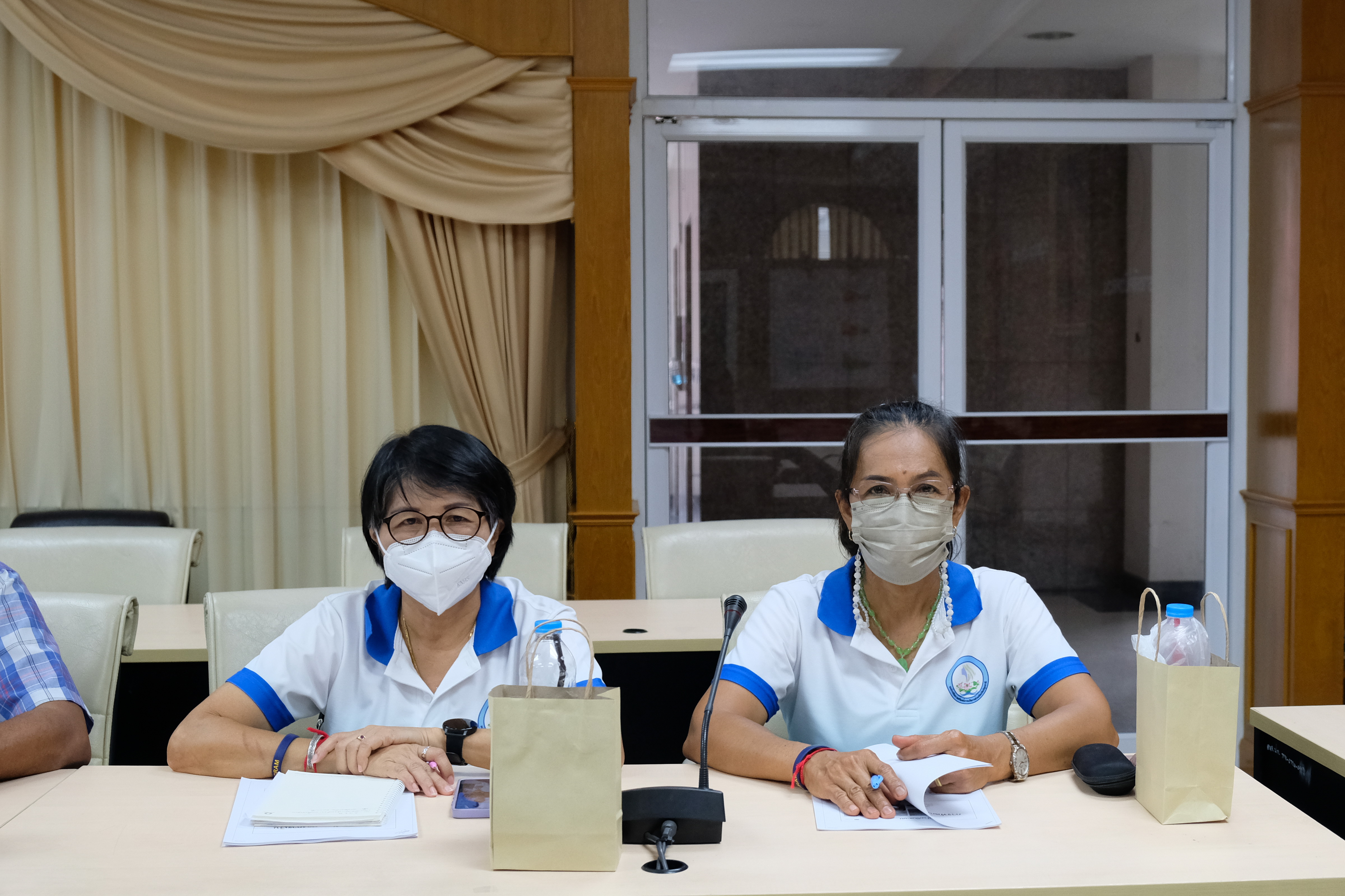 พช.ปทุมธานี “ส่งเสริมและพัฒนาทุนชุมชน ดำเนินโครงการประชุมเชิงปฏิบัติการสร้างทีมขับเคลื่อนการออมและการพัฒนาทักษะทางการเงิน (Financial Literacy)”