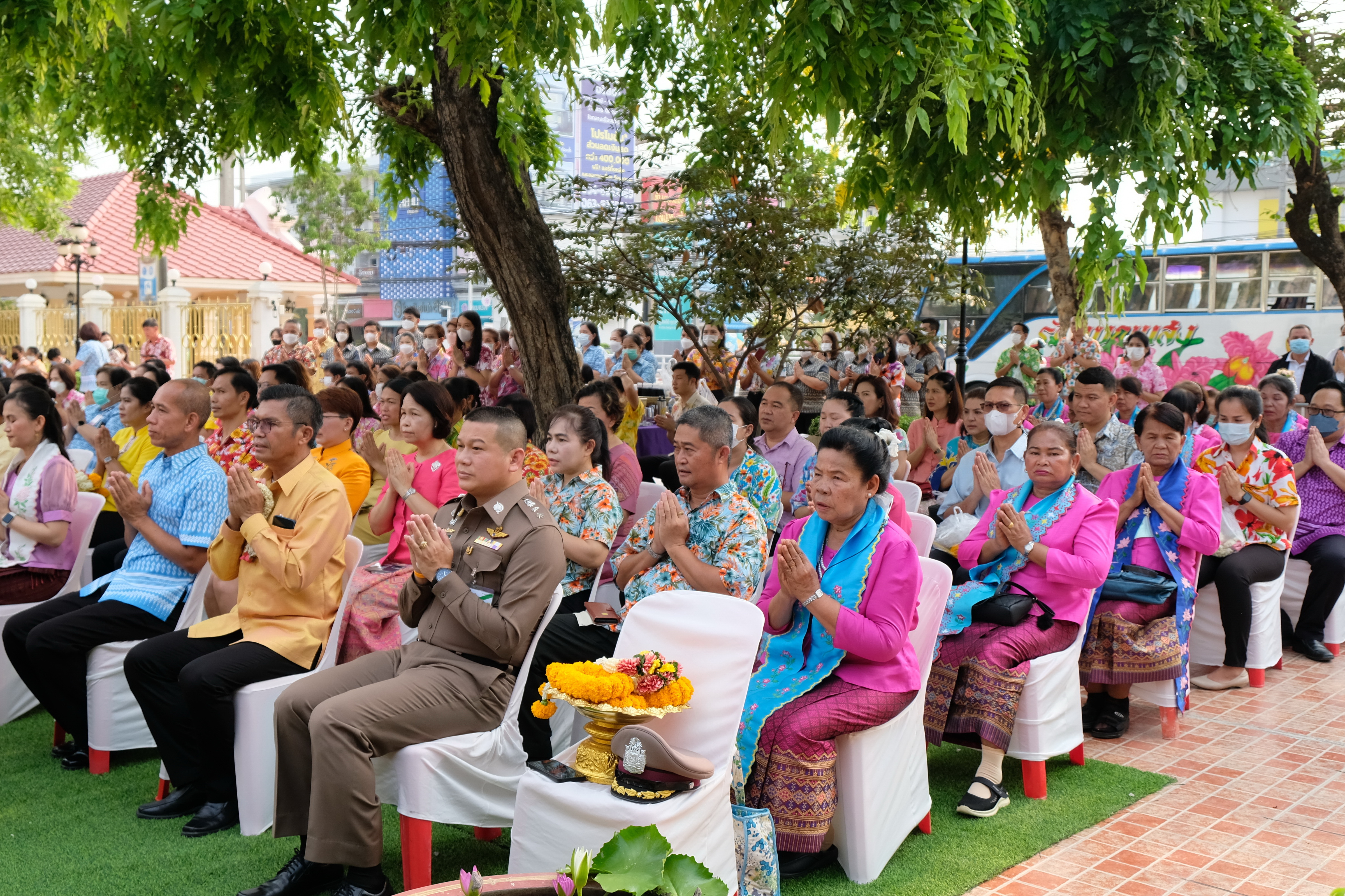 พช.ปทุมธานี “ร่วมสืบสานคุณค่าทางวัฒนธรรม เนื่องในประเพณีสงกรานต์ “ภายใต้แนวคิด สงกรานต์วิถีใหม่ สืบสานวัฒนธรรมไทย”