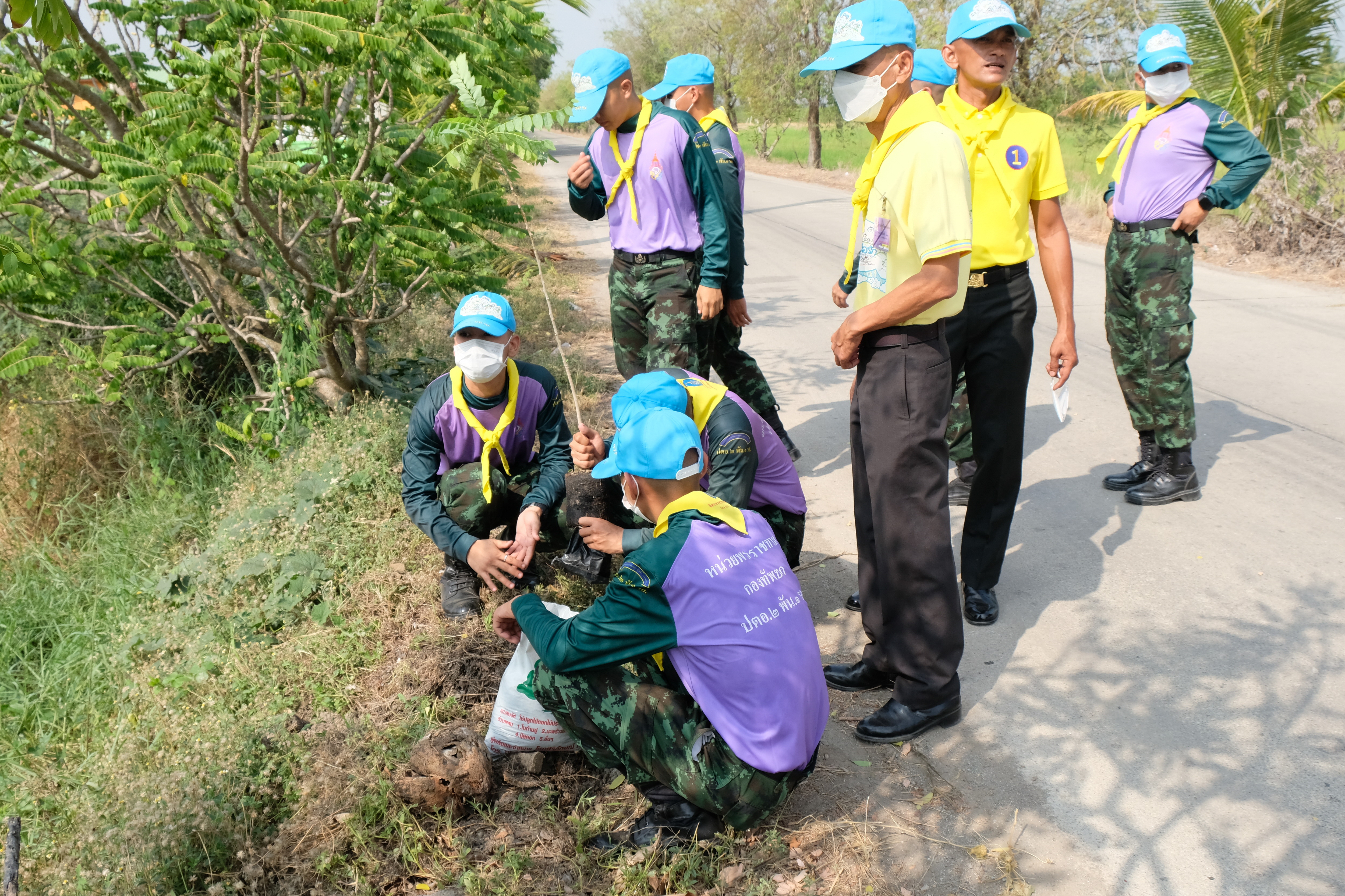 พช.ปทุมธานี “น้อมนำพระราชดำริกรมสมเด็จพระเทพรัตนราชสุดา ฯ สยามบรมราชกุมารี ขับเคลื่อนโครงการ “ทางนี้มีผลผู้คนรักกัน” สร้างความมั่นคงทางอาหารในพื้นที่จังหวัดปทุมธานี”