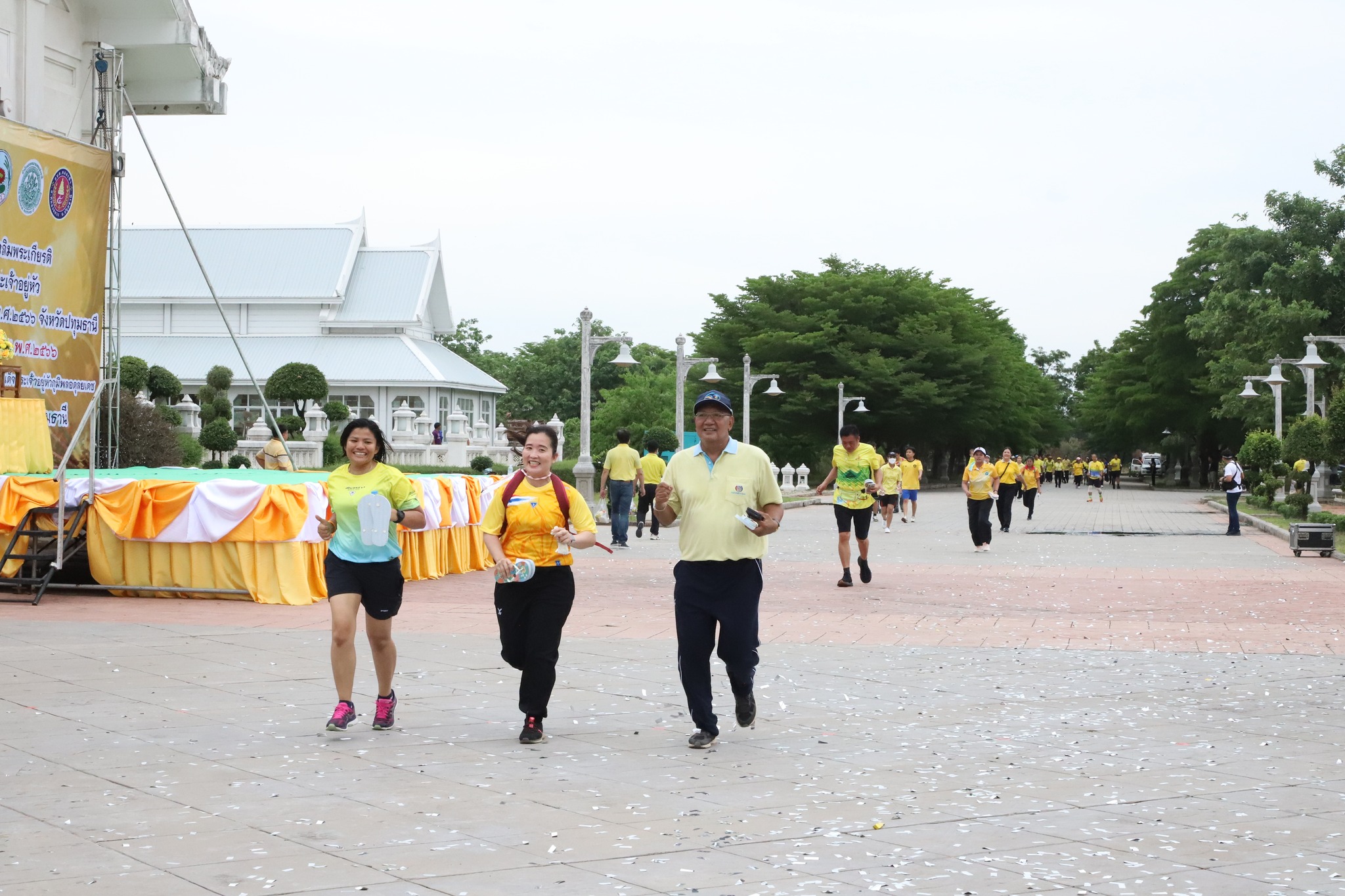 พช.ปทุมธานี “ร่วมเดิน-วิ่ง เฉลิมพระเกียรติ พระบาทสมเด็จพระเจ้าอยู่หัว เนื่องในวันฉัตรมงคล ๒๕๖๖”