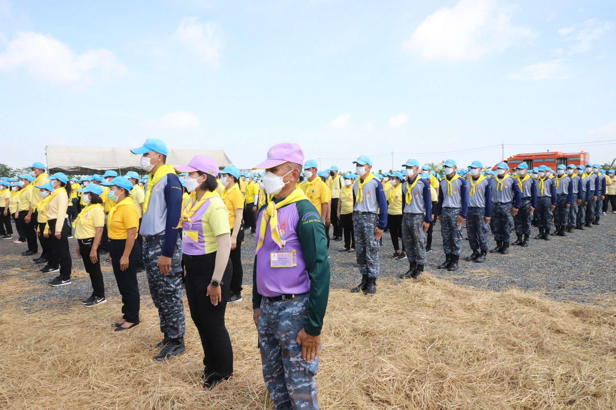 พช.ปทุมธานี “ร่วมกิจกรรมจิตอาสา เราทำความ ดี ด้วยหัวใจ ร่วมกันปลูกต้นไม้ ปรับปรุงภูมิทัศน์ สถานปฏิบัติธรรมสมเด็จพระสังฆราช เนื่องในวันพระบาทสมเด็จพระปกเกล้าเจ้าอยู่หัว”