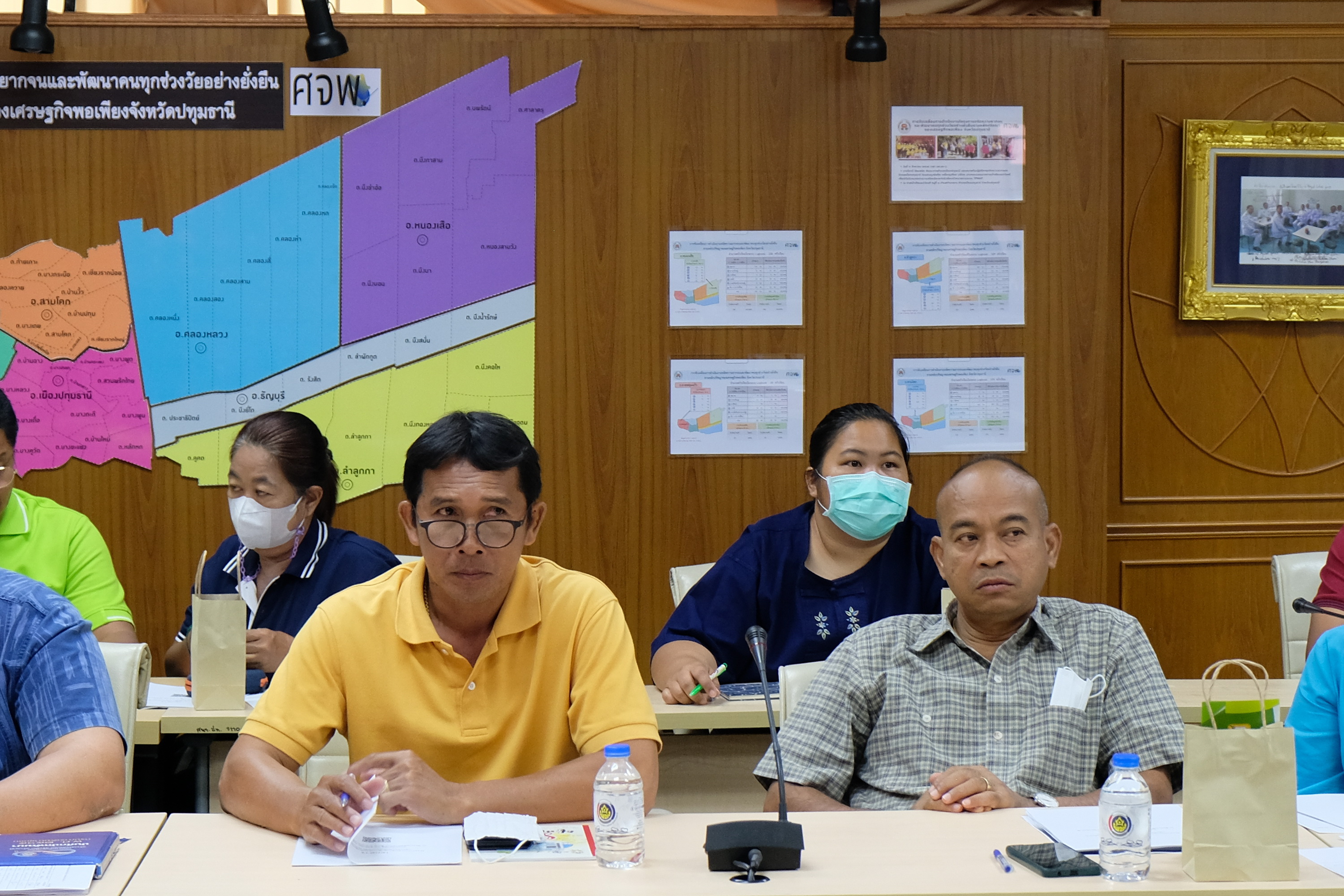 พช.ปทุมธานี “ส่งเสริมและพัฒนาทุนชุมชน ดำเนินโครงการประชุมเชิงปฏิบัติการส่งเสริมศักยภาพเครือข่ายกลุ่มออมทรัพย์เพื่อการผลิตระดับจังหวัด”