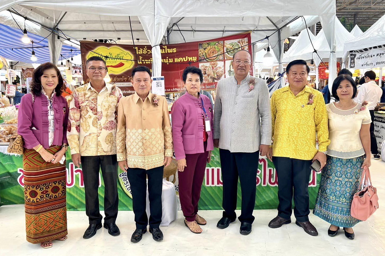 พช.ปทุมธานี “รองผู้ว่าฯ ปทุมธานี เป็นประธานพิธีเปิดงาน มหกรรม OTOP ปทุมธานีสานสัมพันธ์พระนครศรีอยุธยา”