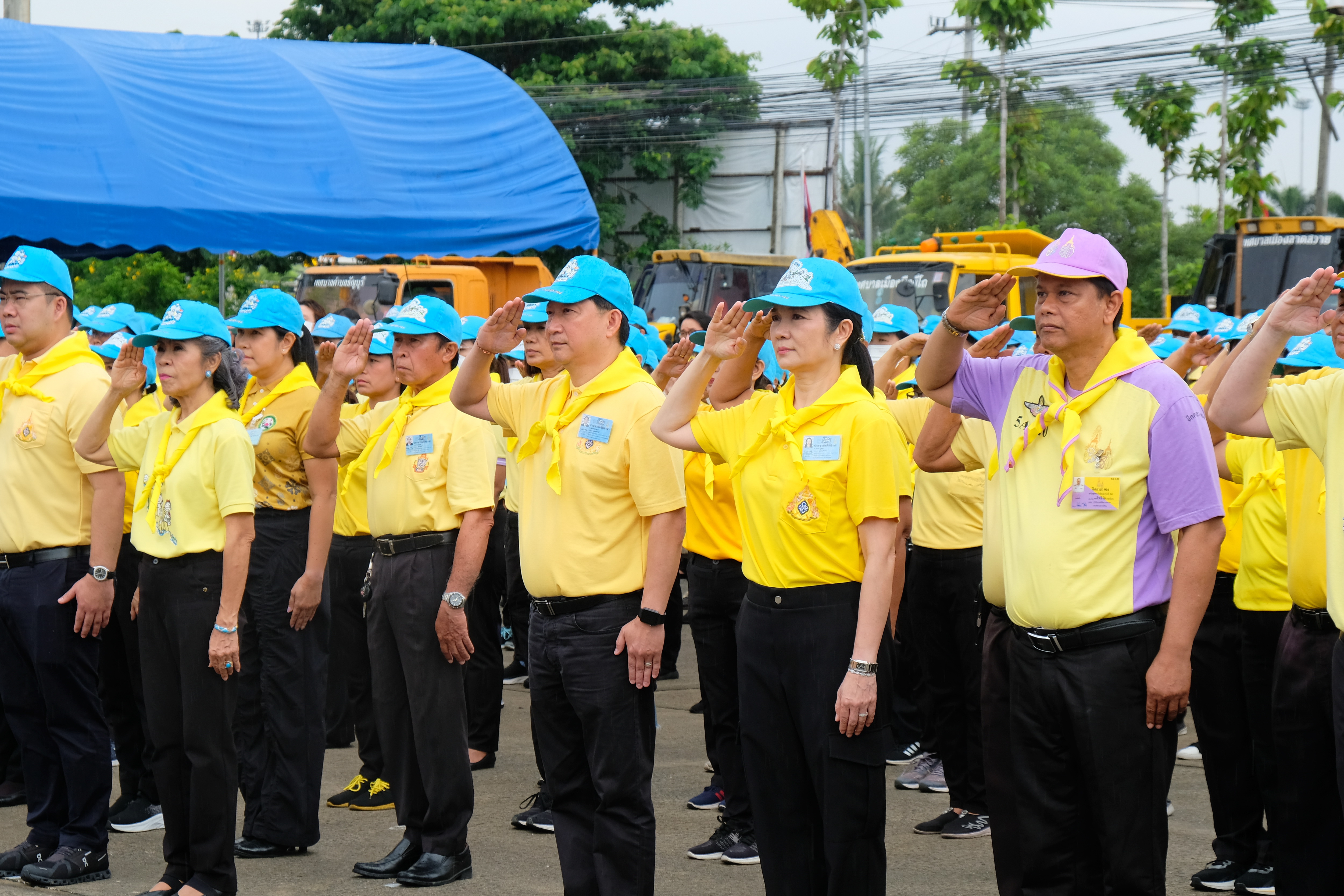 พช.ปทุมธานี “ร่วมกิจกรรมจิตอาสา : เราทำความ ดี ด้วยหัวใจ : เนื่องใน วันนวมินทรมหาราช”