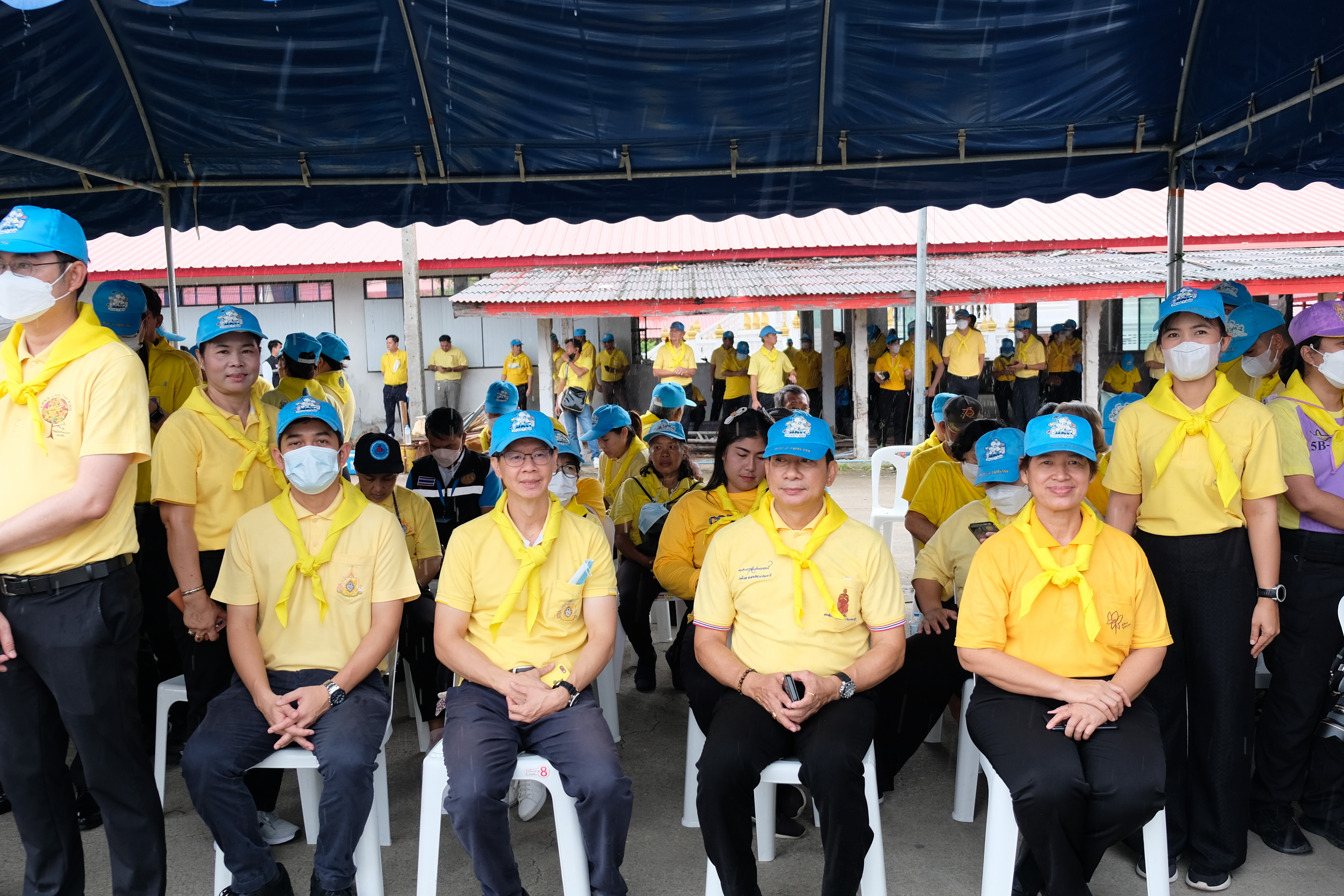 พช.ปทุมธานี “ร่วมกิจกรรมจิตอาสา : เราทำความ ดี ด้วยหัวใจ : เนื่องใน วันนวมินทรมหาราช”