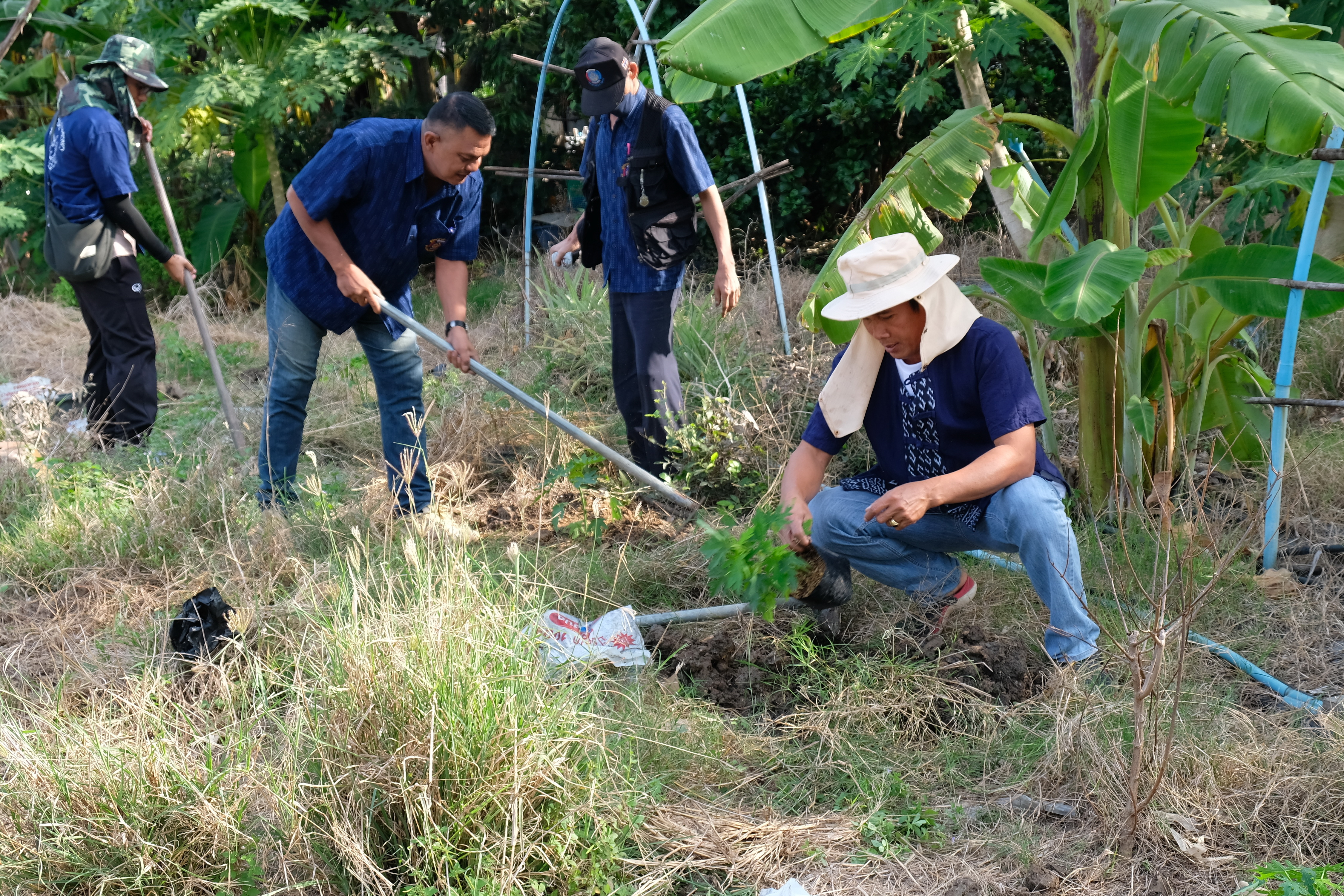 พช.ปทุมธานี “ขับเคลื่อนการดำเนินงานเครือข่ายโคก หนอง นา เพื่อพัฒนาพื้นที่เป็นศูนย์การเรียนรู้การพัฒนาคุณภาพชีวิต ตามหลักทฤษฎีใหม่ ประยุกต์สู่ โคก หนอง นา โมเดล”