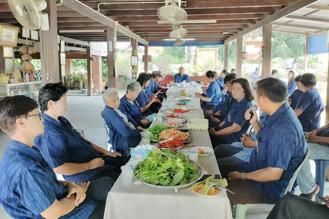 พช.ปทุมธานี “ขับเคลื่อนการดำเนินงานเครือข่ายโคก หนอง นา เพื่อพัฒนาพื้นที่เป็นศูนย์การเรียนรู้การพัฒนาคุณภาพชีวิต ตามหลักทฤษฎีใหม่ ประยุกต์สู่ โคก หนอง นา โมเดล”