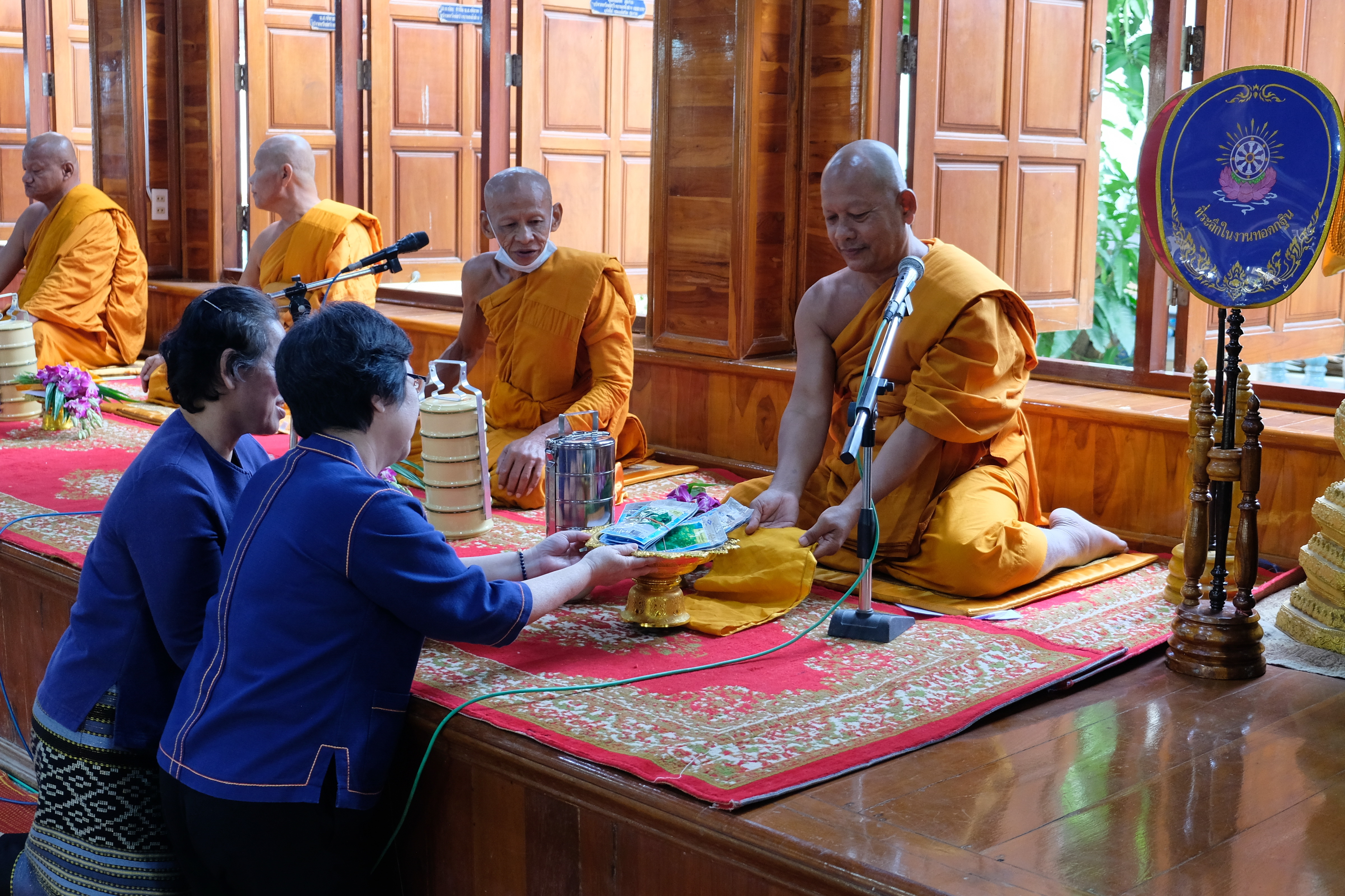 พช.ปทุมธานี “ผู้ตรวจฯ ทัศนีย์ ชัยคุณแสง เป็นประธานเปิดกิจกรรมปลูกผักสวนครัวเพื่อสร้างความมั่นคงทางอาหารในศาสนสถาน สร้างแหล่งเรียนรู้ในการปลูกผักสวนครัวอย่างยั่งยืน”