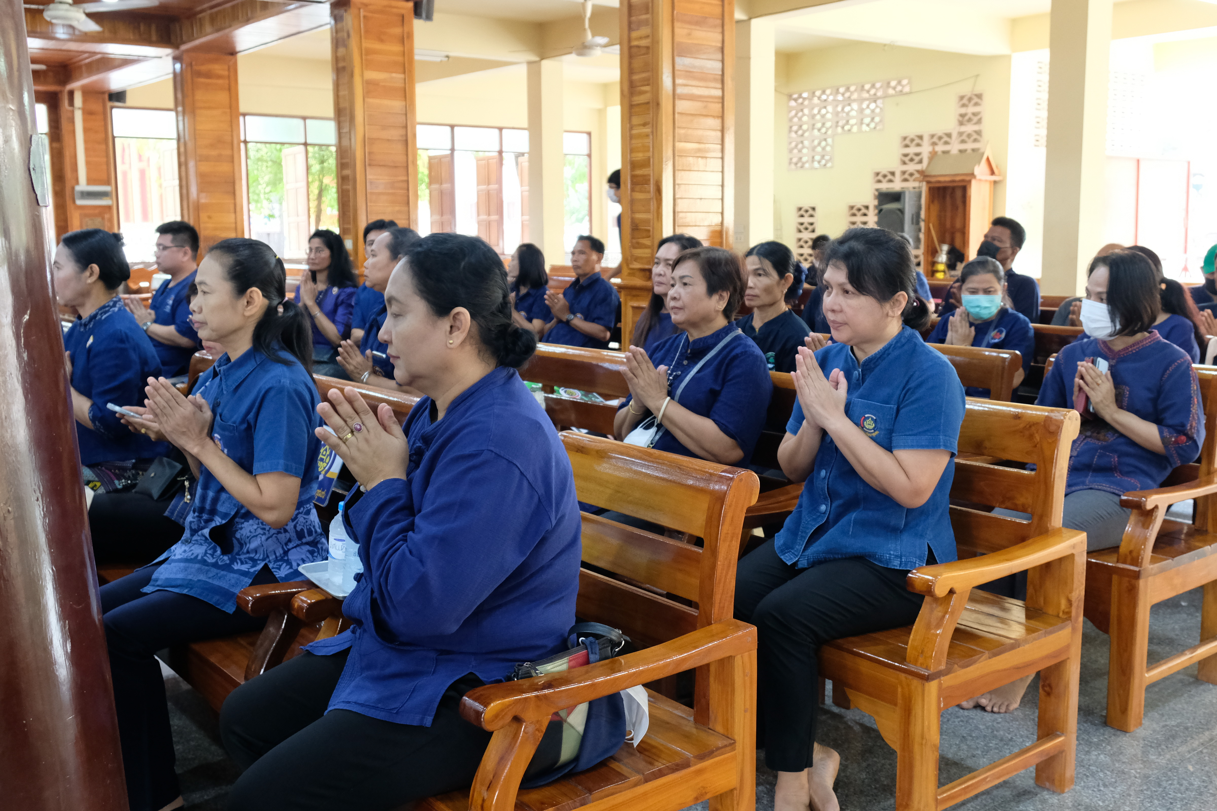 พช.ปทุมธานี “ผู้ตรวจฯ ทัศนีย์ ชัยคุณแสง เป็นประธานเปิดกิจกรรมปลูกผักสวนครัวเพื่อสร้างความมั่นคงทางอาหารในศาสนสถาน สร้างแหล่งเรียนรู้ในการปลูกผักสวนครัวอย่างยั่งยืน”