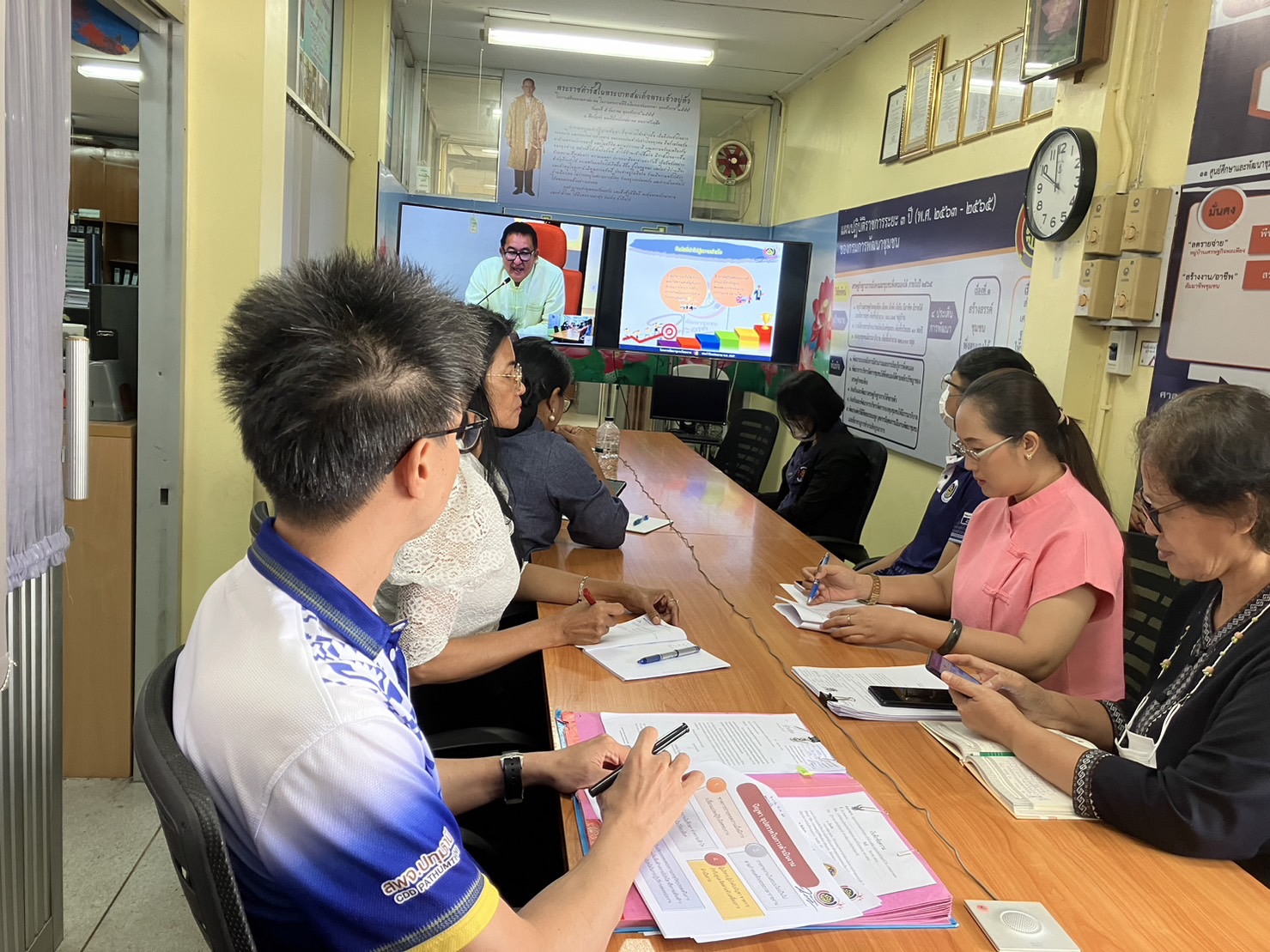 พช.ปทุมธานี “พัฒนาการจังหวัดปทุมธานี มอบนโยบายขับเคลื่อนองค์กรคุณธรรม สำนักงานพัฒนาชุมชนจังหวัดปทุมธานี ปี ๒๕๖๗”