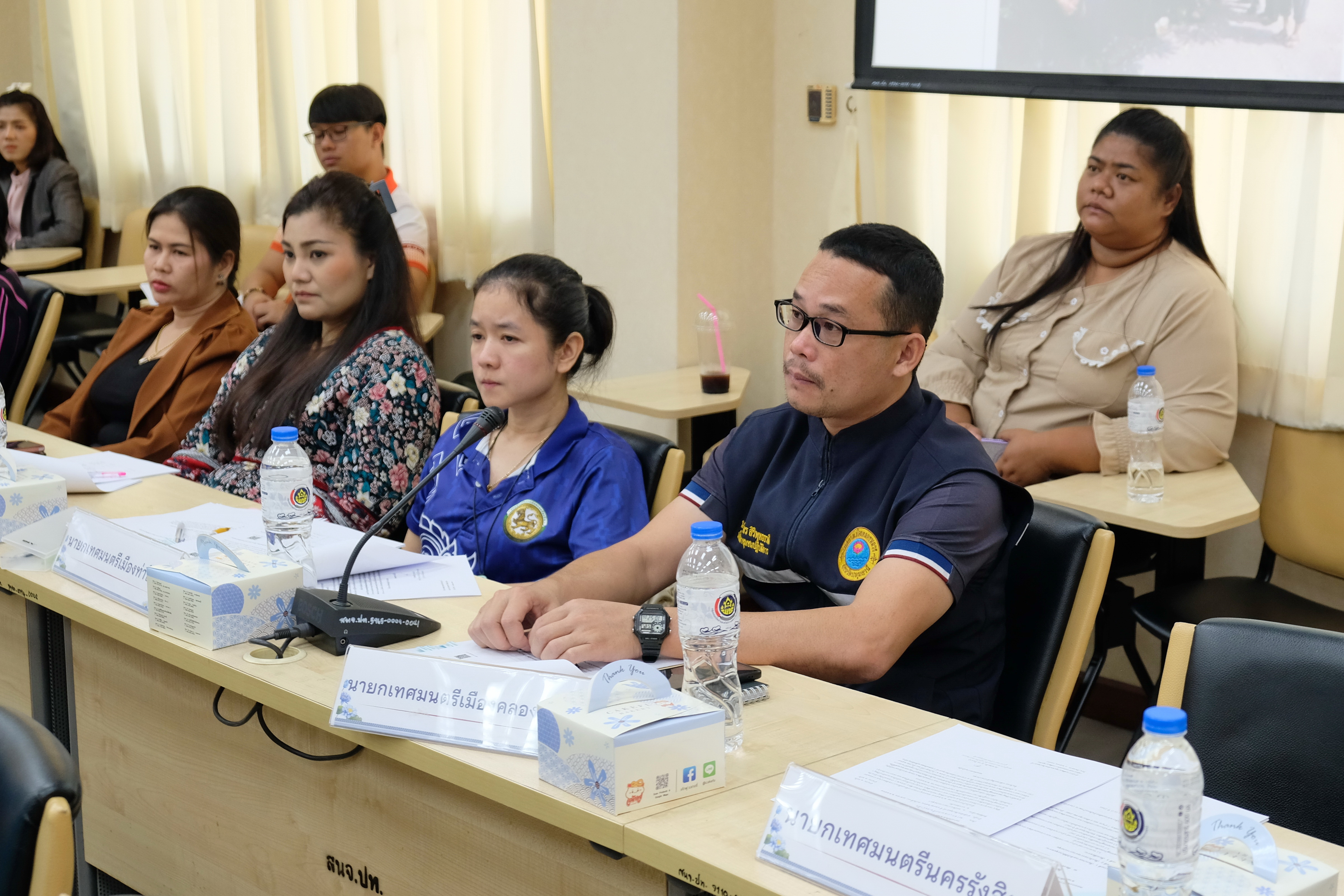 พช.ปทุมธานี “ขับเคลื่อนนโยบายการขจัดความยากจน ประชุม (คจพ.จ.) ครั้งที่ ๑/๒๕๖๗