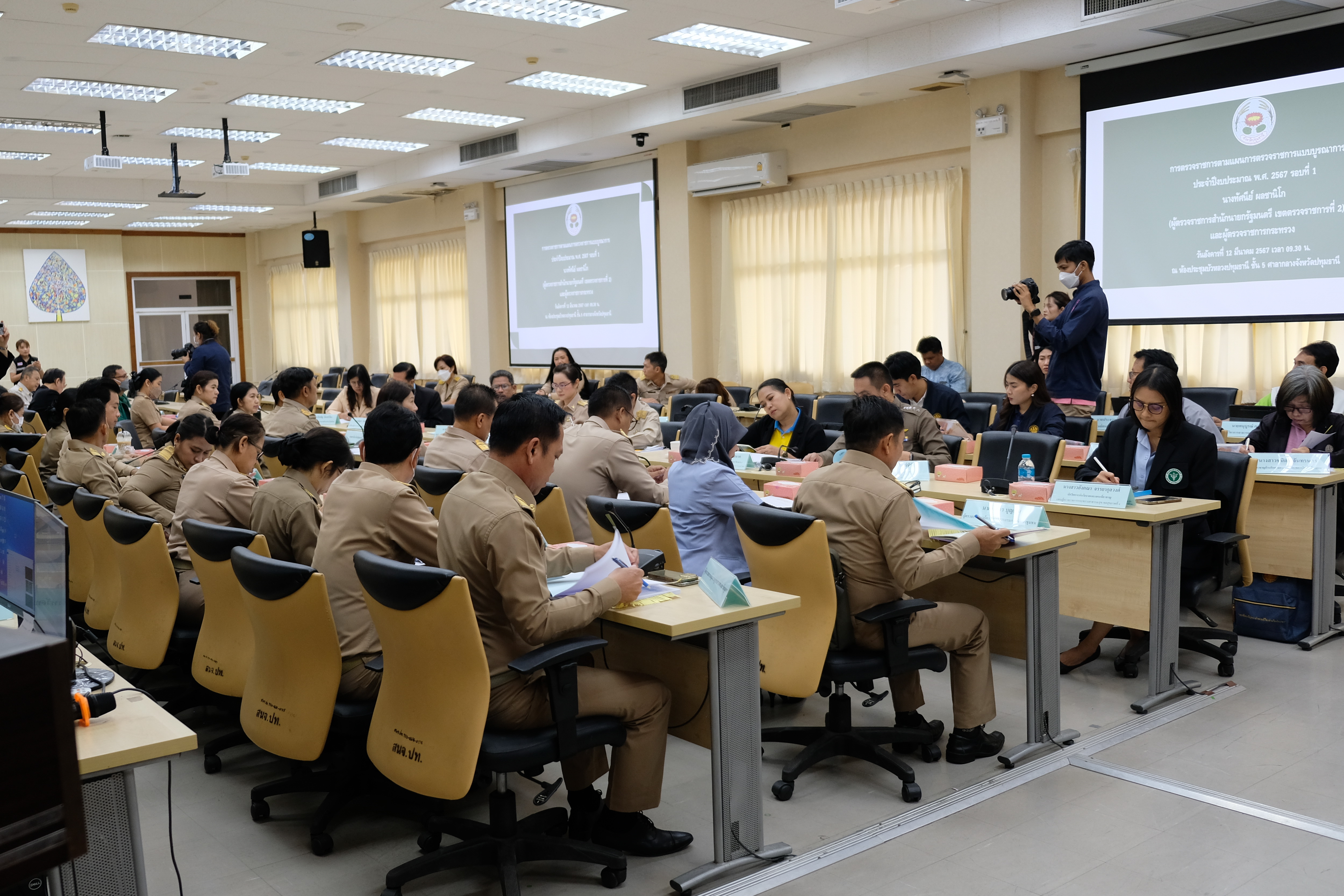พช.ปทุมธานี “ผู้ตรวจฯ ทินกร บุญเงิน ลงพื้นที่จังหวัดปทุมธานี ตรวจราชการแบบบูรณาการ ร่วมคณะตรวจราชการสำนักนายกรัฐมนตรี ติดตามประเด็นสำคัญและนโยบายเร่งด่วนของรัฐบาล”