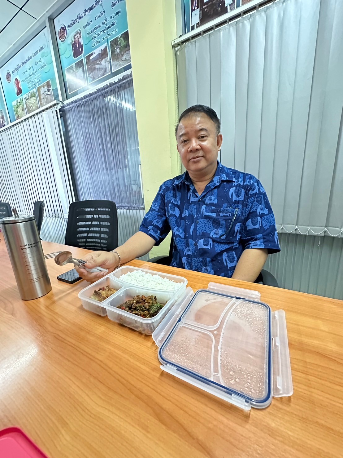 พช.ปทุมธานี “ประกาศเจตนารมณ์ SAY No Foam นุ่งผ้าไทย ลดการใช้พลาสติก”