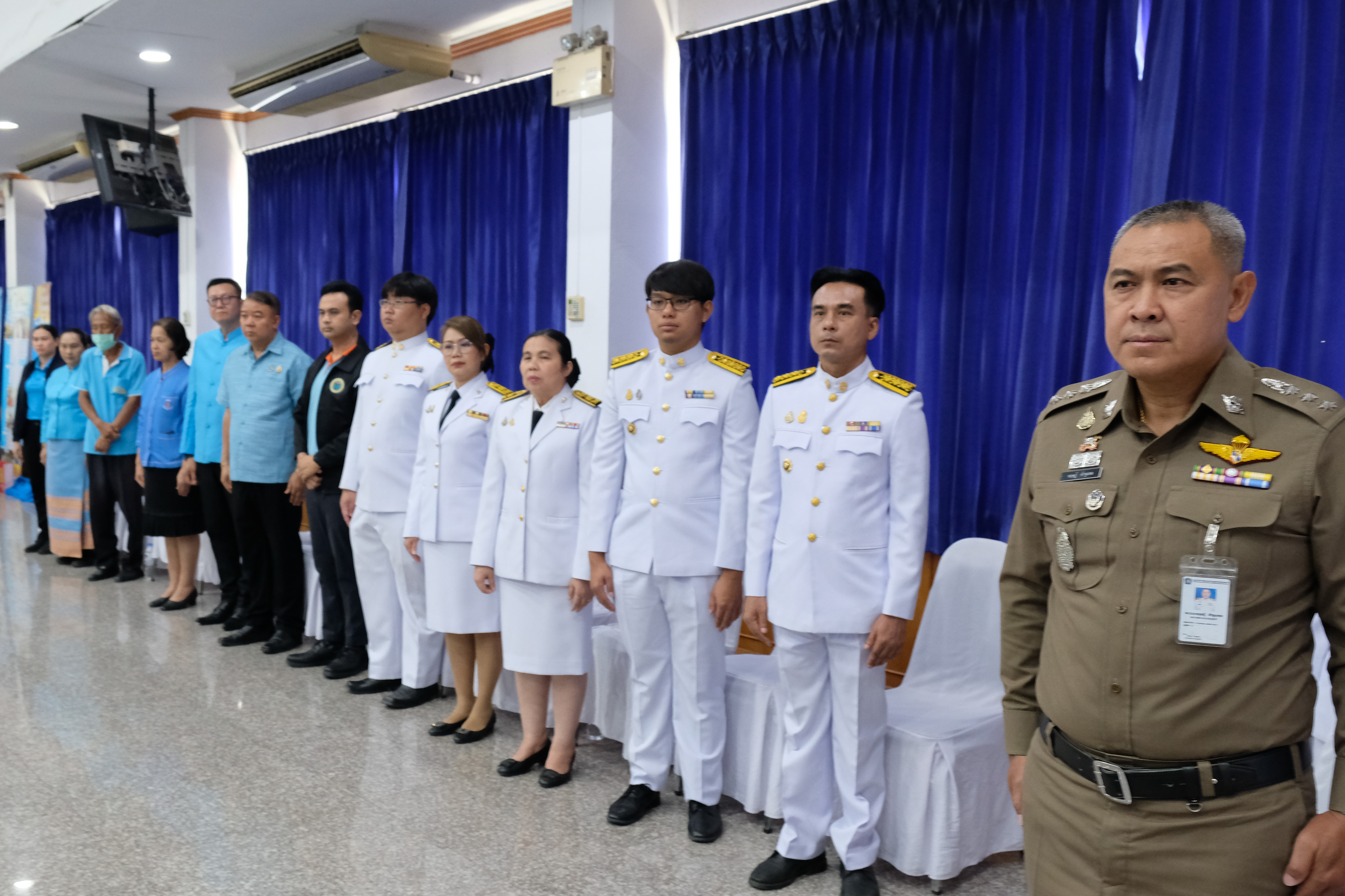 จังหวัดปทุมธานี “Kick off หมู่บ้านป้องกันและแก้ไขปัญหายาเสพติด โดยกองทุนแม่ของแผ่นดิน ตามนโยบายกระทรวงมหาดไทย”