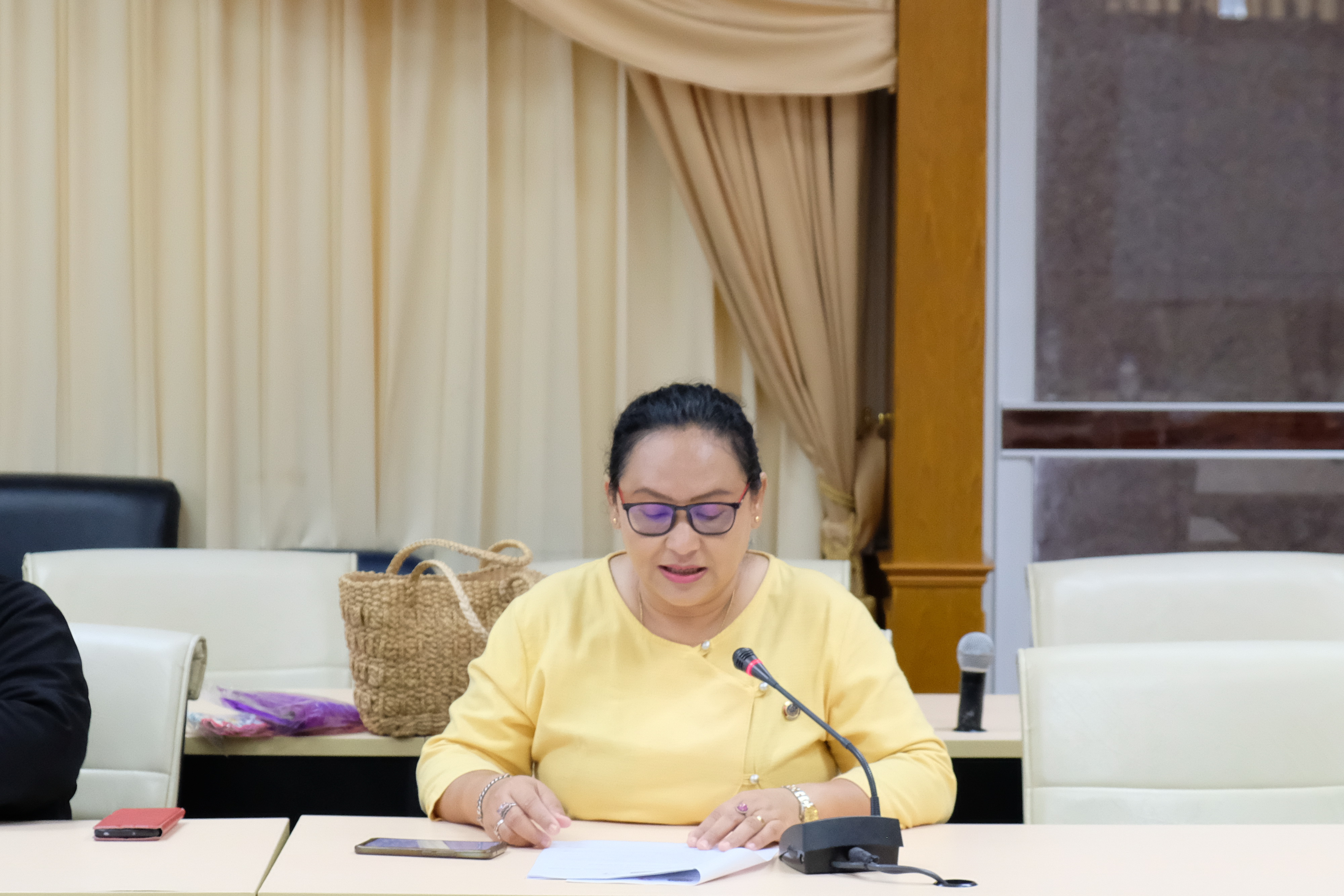 พช.ปทุมธานี “ดำเนินการคัดเลือกคนกองทุนพัฒนาบทบาทสตรีดีเด่น ประจำปี ๒๕๖๗”