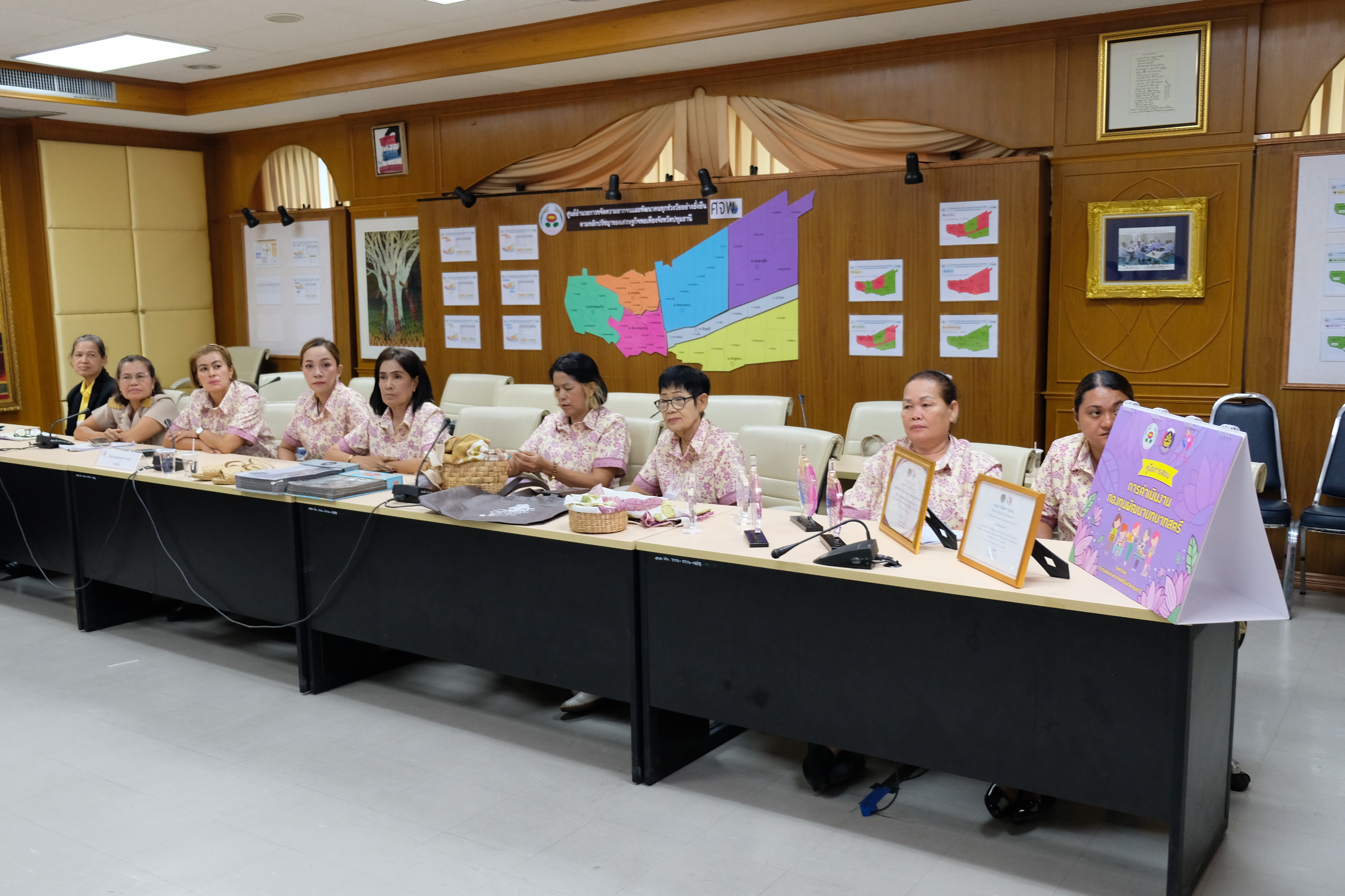 ผู้ตรวจฯ ทินกร บุญเงิน “ลงพื้นที่จังหวัดปทุมธานี คัดเลือกคนกองทุนพัฒนาบทบาทสตรีดีเด่นระดับเขตตรวจราชการ ประจำปี ๒๕๖๗”