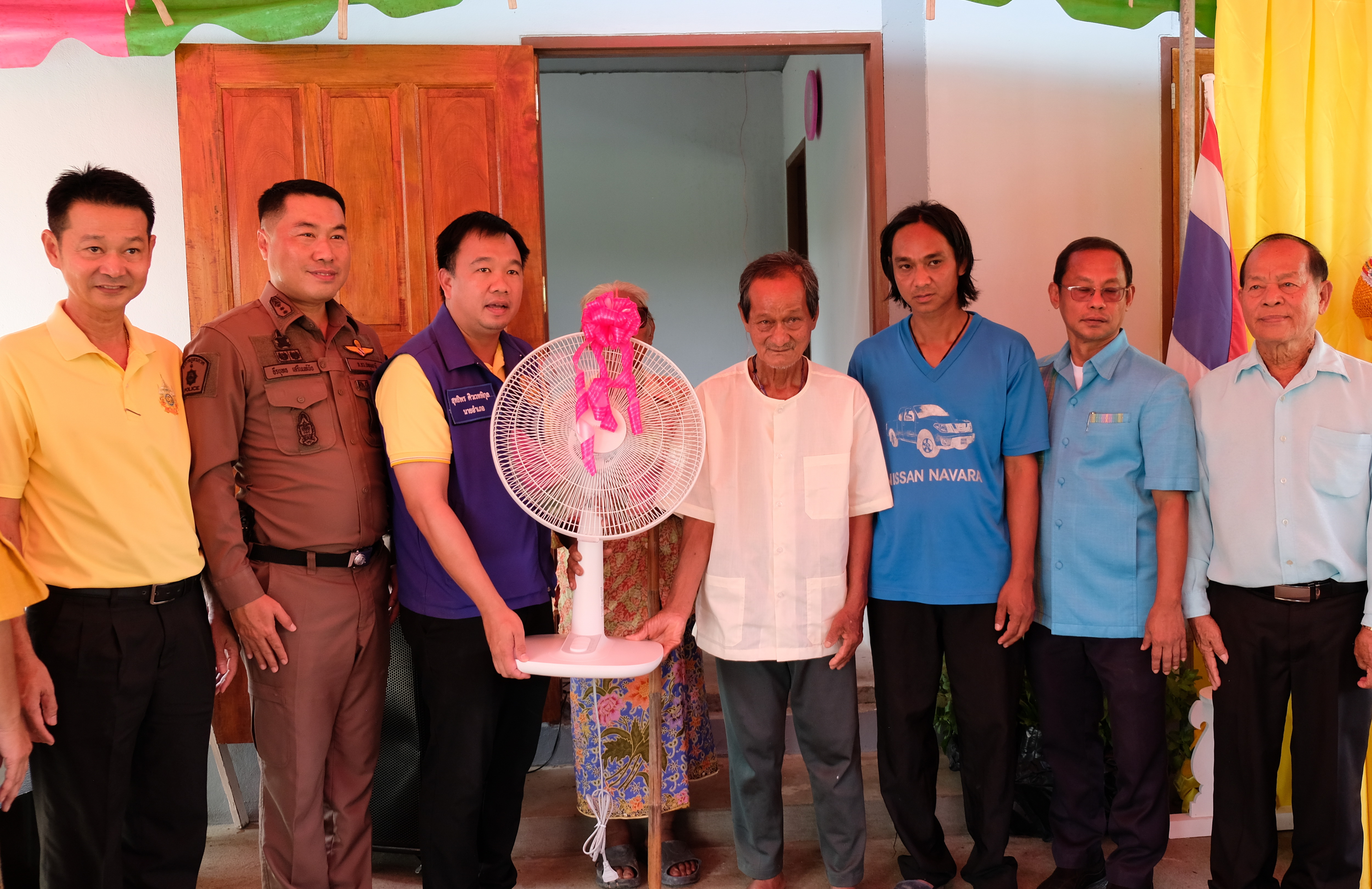 จังหวัดปทุมธานี “ส่งมอบบ้านห่วงใยจากใจ GLO ประจำปี ๒๕๖๖ ให้แก่ครัวเรือนตกเกณฑ์ TPMAP อำเภอหนองเสือ”