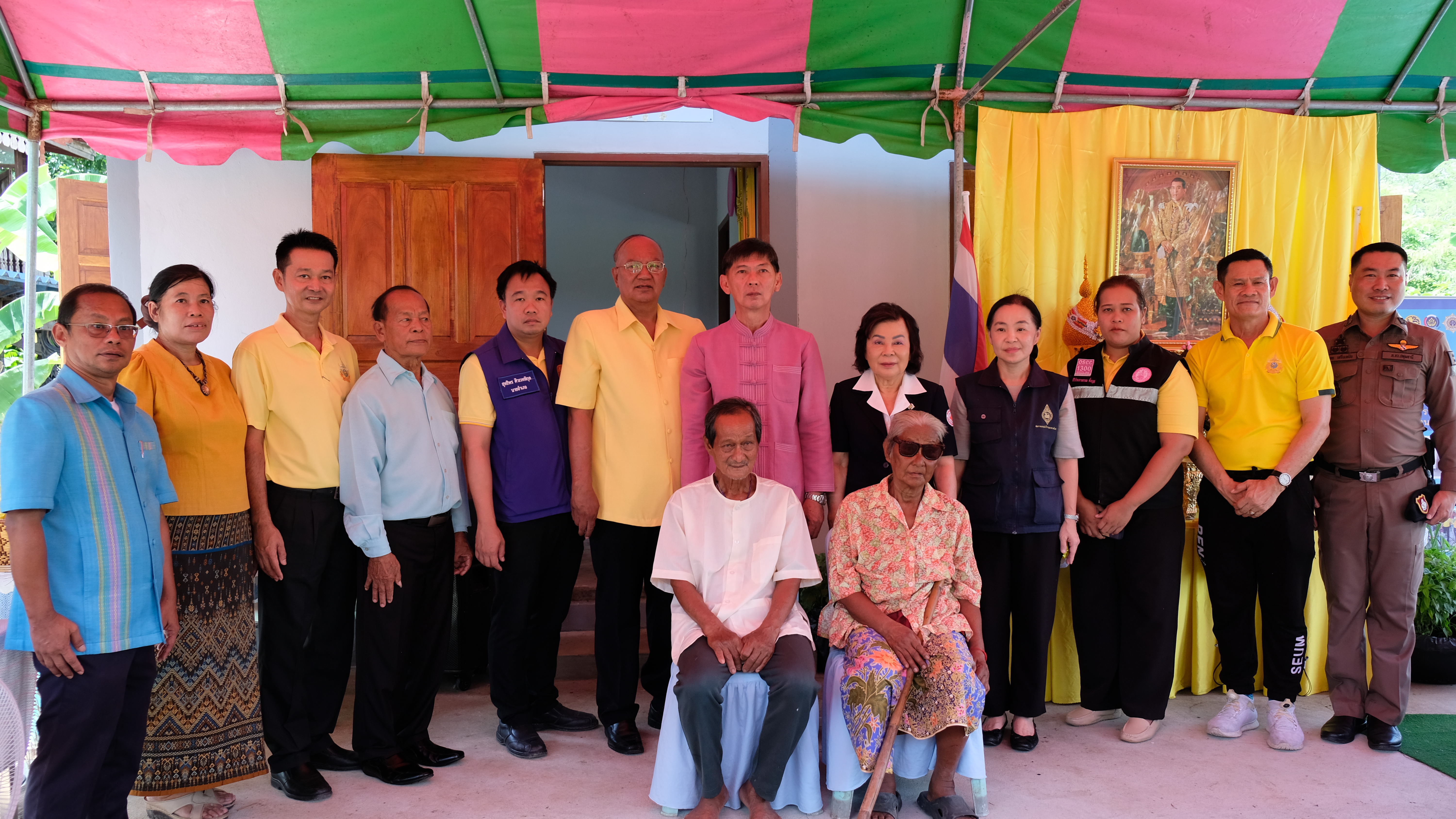 จังหวัดปทุมธานี “ส่งมอบบ้านห่วงใยจากใจ GLO ประจำปี ๒๕๖๖ ให้แก่ครัวเรือนตกเกณฑ์ TPMAP อำเภอหนองเสือ”