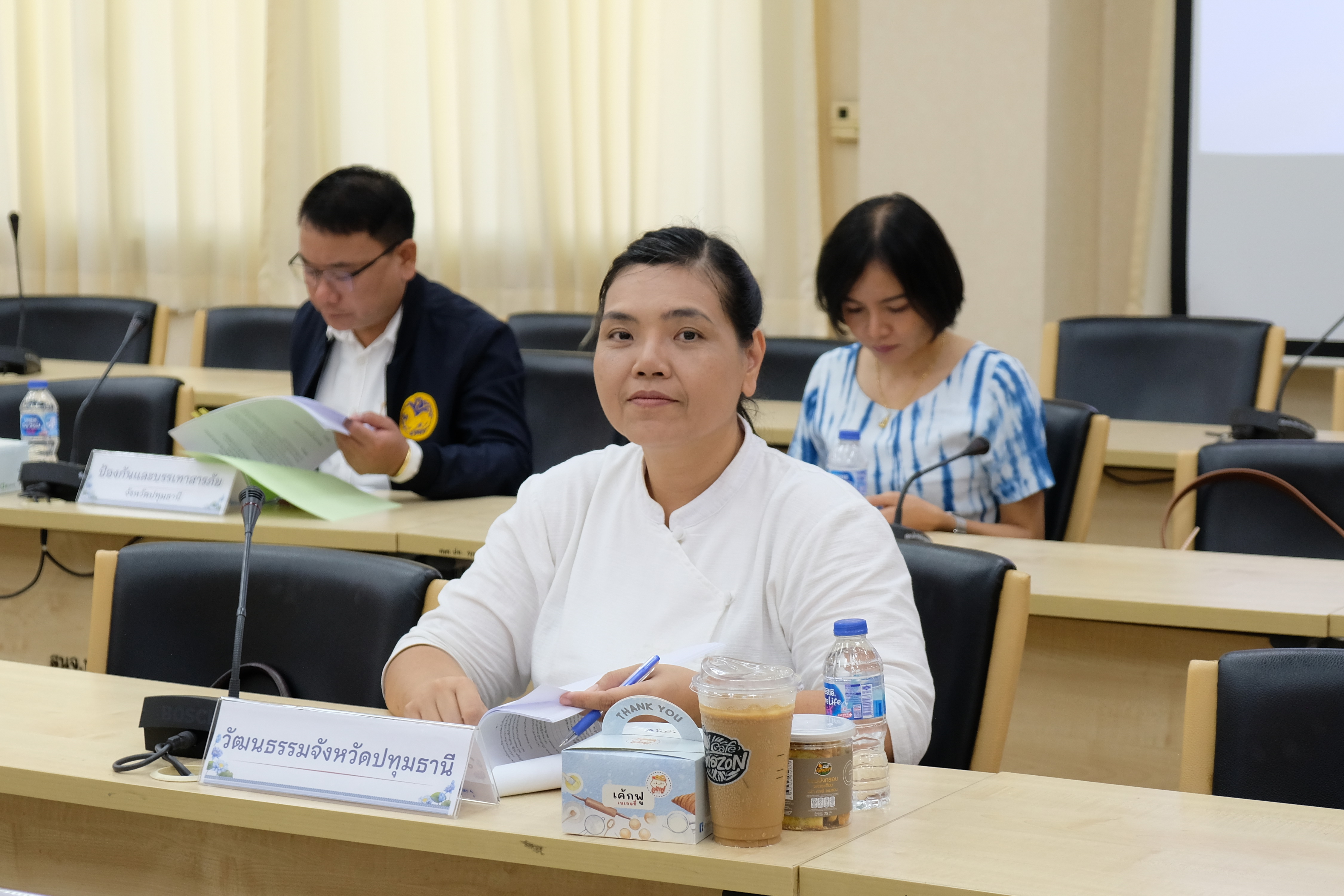 พช.ปทุมธานี “นำเสนอผลการจัดเก็บข้อมูลความจำเป็นพื้นฐาน (จปฐ.) ระดับจังหวัด ประจำปี ๒๕๖๗”