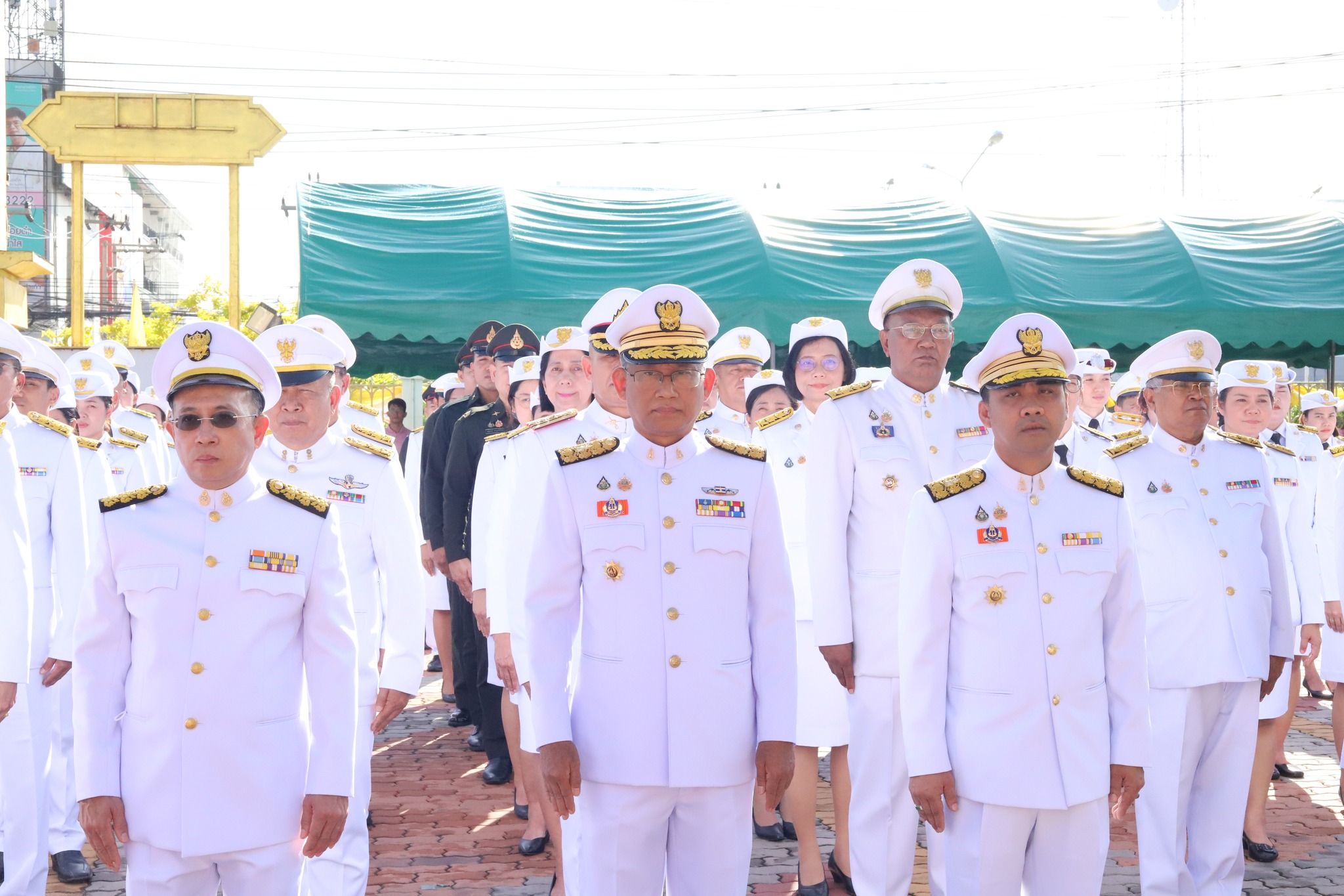 พช.ปทุมธานี “ร่วมพิธีวางพวงมาลาถวายราชสักการะพระบรมราชานุสาวรีย์ พระบาทสมเด็จพระจุลจอมเกล้าเจ้าอยู่หัว เนื่องในวันปิยมหาราช ๒๓ ตุลาคม ๒๕๖๗”