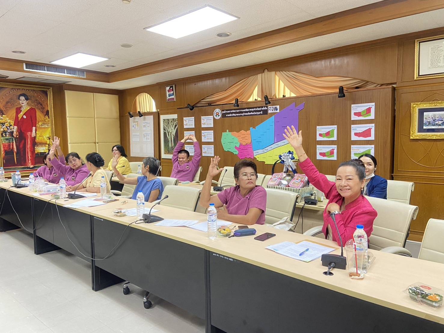 พช.ปทุมธานี “ประชุมคณะกรรมการเครือข่ายกลุ่มอาชีพ และผู้ผลิต ผู้ประกอบการหนึ่งตำบล หนึ่งผลิตภัณฑ์ ระดับจังหวัด”