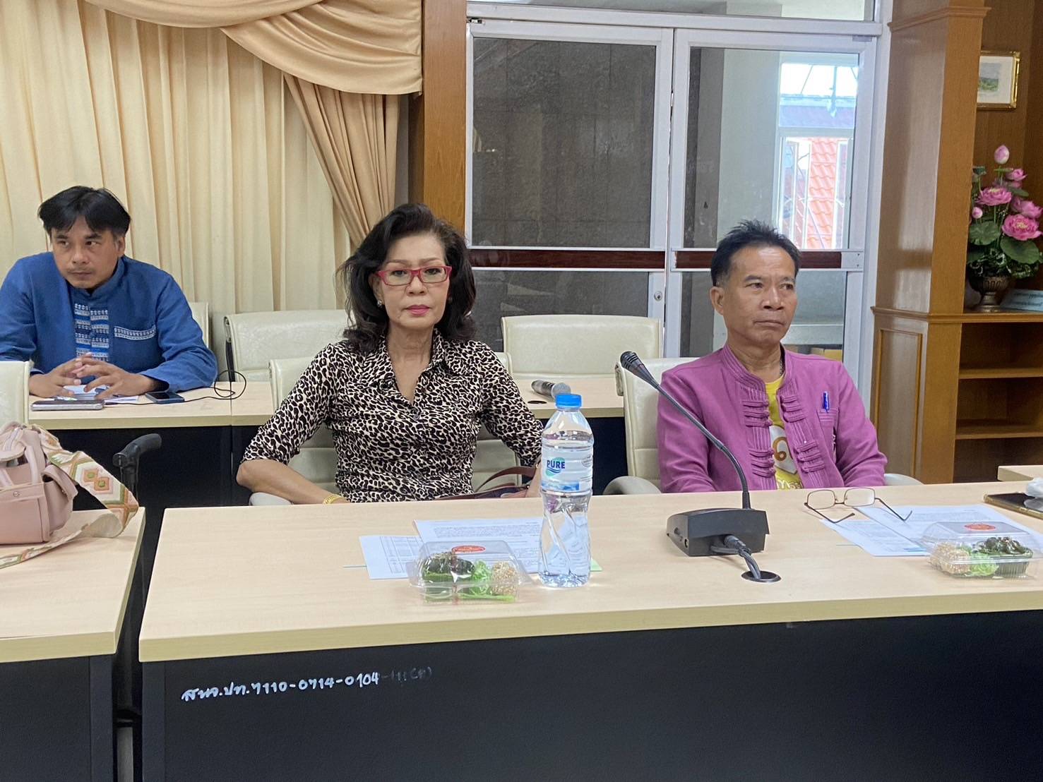 พช.ปทุมธานี “ประชุมคณะกรรมการเครือข่ายกลุ่มอาชีพ และผู้ผลิต ผู้ประกอบการหนึ่งตำบล หนึ่งผลิตภัณฑ์ ระดับจังหวัด”