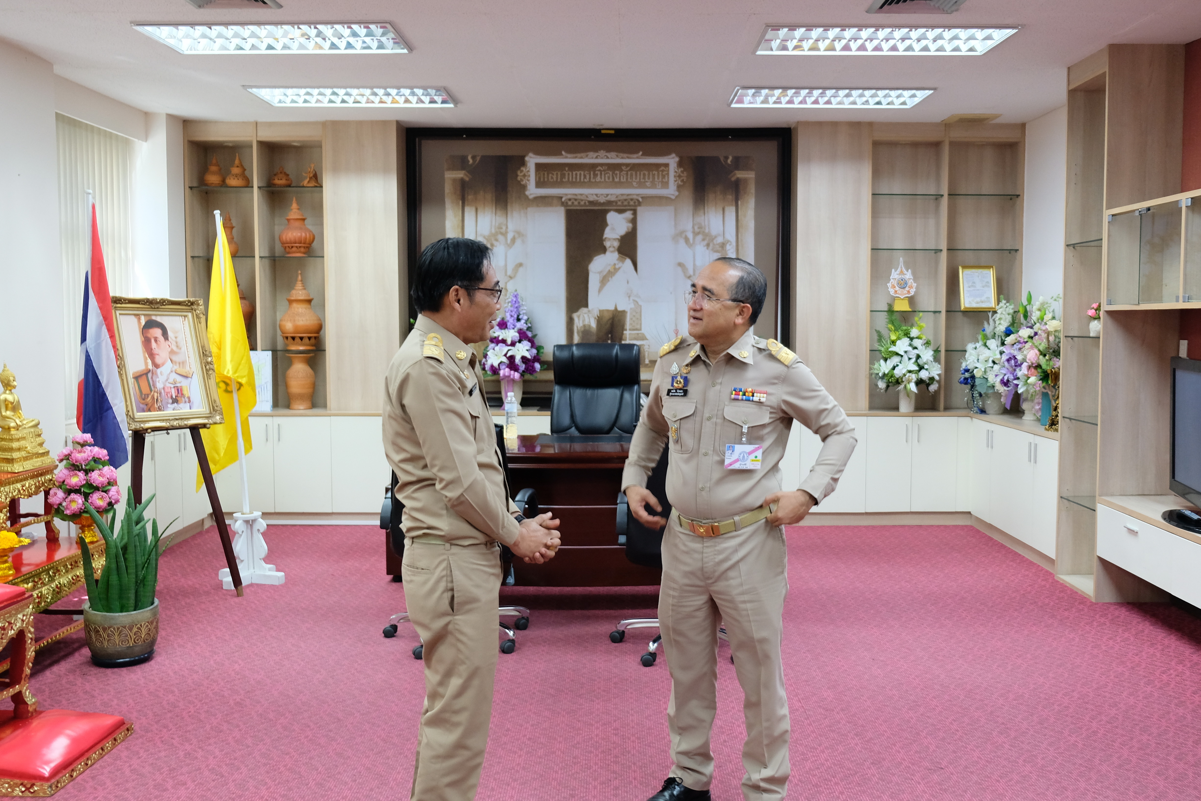 พช.ปทุมธานี “ร่วมต้อนรับพัฒนาการจังหวัดปทุมธานี คนที่ ๒๘”
