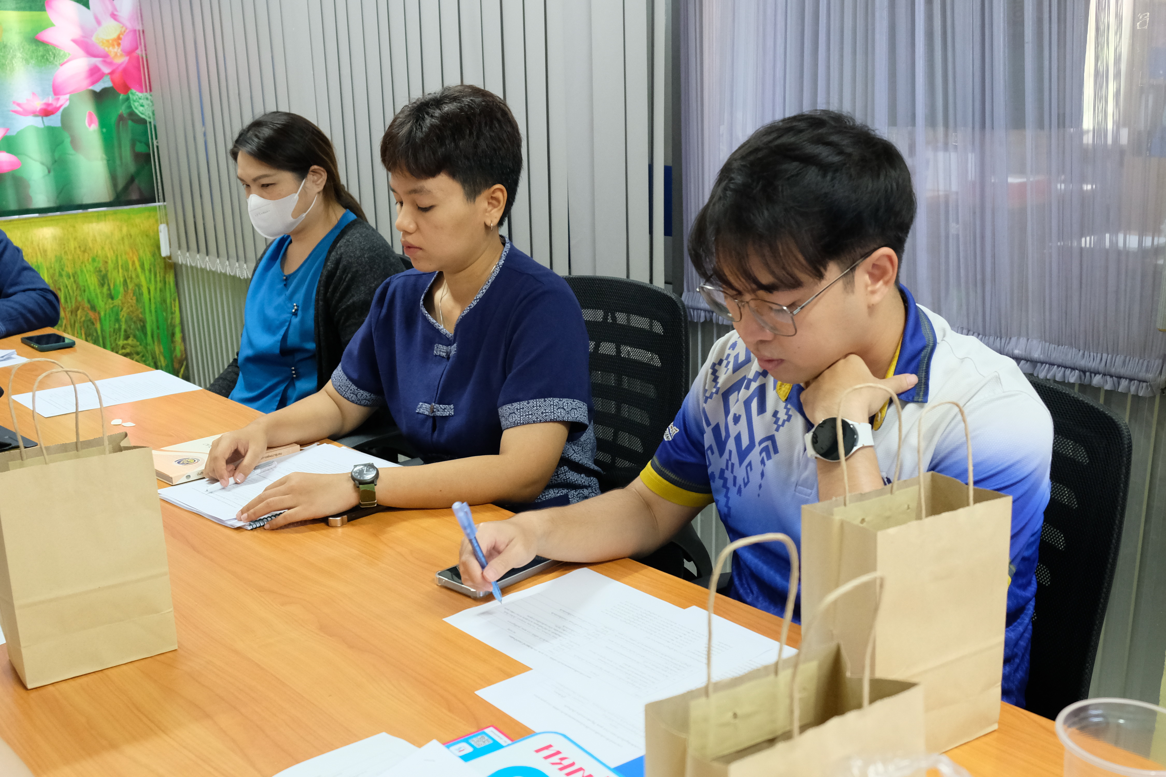 พช.ปทุมธานี “จัดประชุม Big Data กรมการพัฒนาชุมชน เน้นย้ำการส่งเสริมการใช้ประโยชน์แพลตฟอร์มบริการดิจิทัล Click ชุมชน”