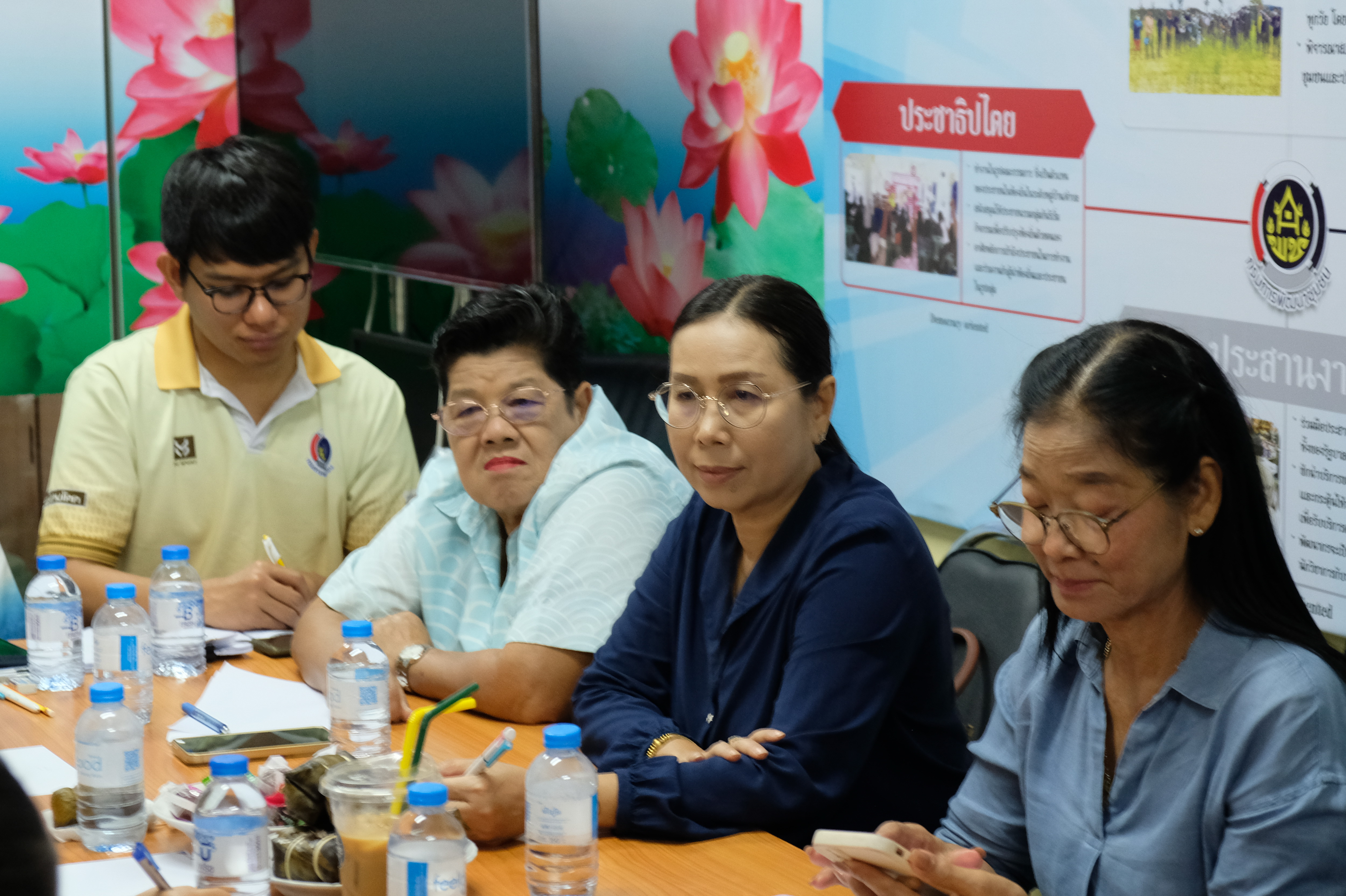 พช.ปทุมธานี “ร่วมประชุมคณะกรรมการพัฒนาสตรีจังหวัดปทุมธานี (กพสจ.)”