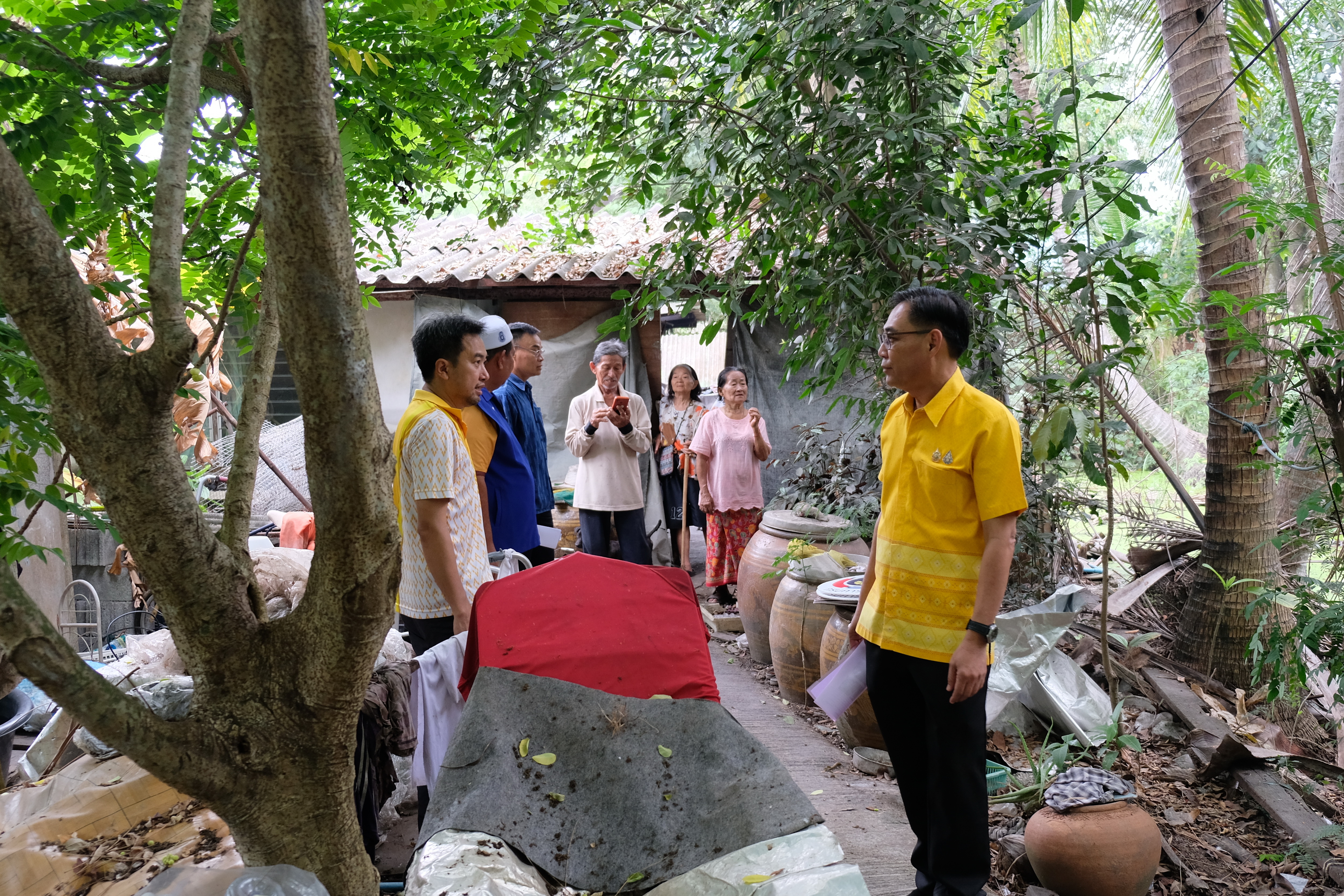 พช.ปทุมธานี “ขับเคลื่อนนโยบายการขจัดความยากจนฯ และติดตามการขับเคลื่อนงานตามภารกิจสำคัญของกรมการพัฒนาชุมชนอำเภอหนองเสือ”