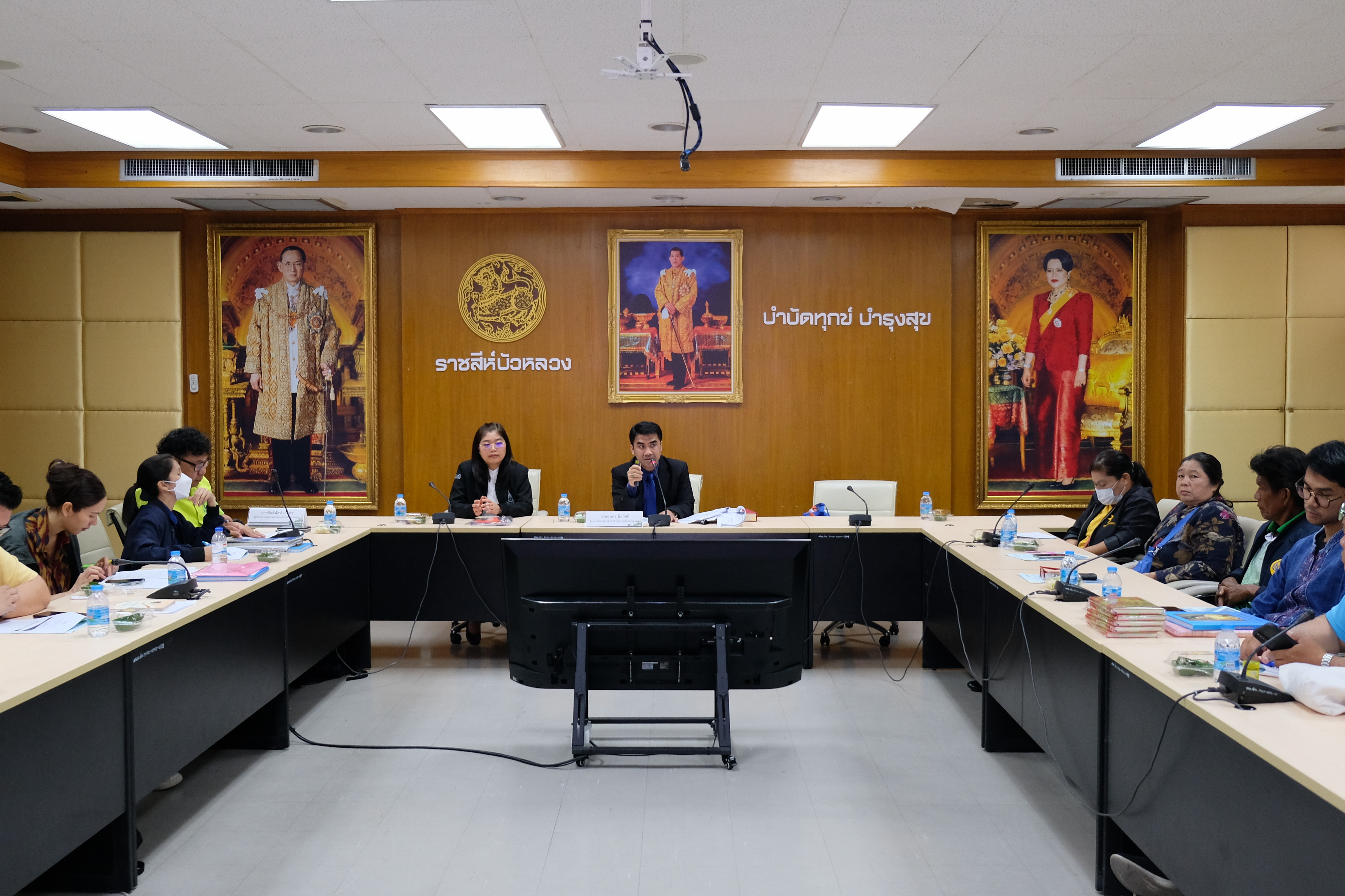 พช.ปทุมธานี “ดำเนินโครงการประชุมเชิงปฏิบัติการเสริมสร้างธรรมาภิบาลโครงการแก้ไขปัญหาความยากจน (กข.คจ.) ระดับจังหวัด”