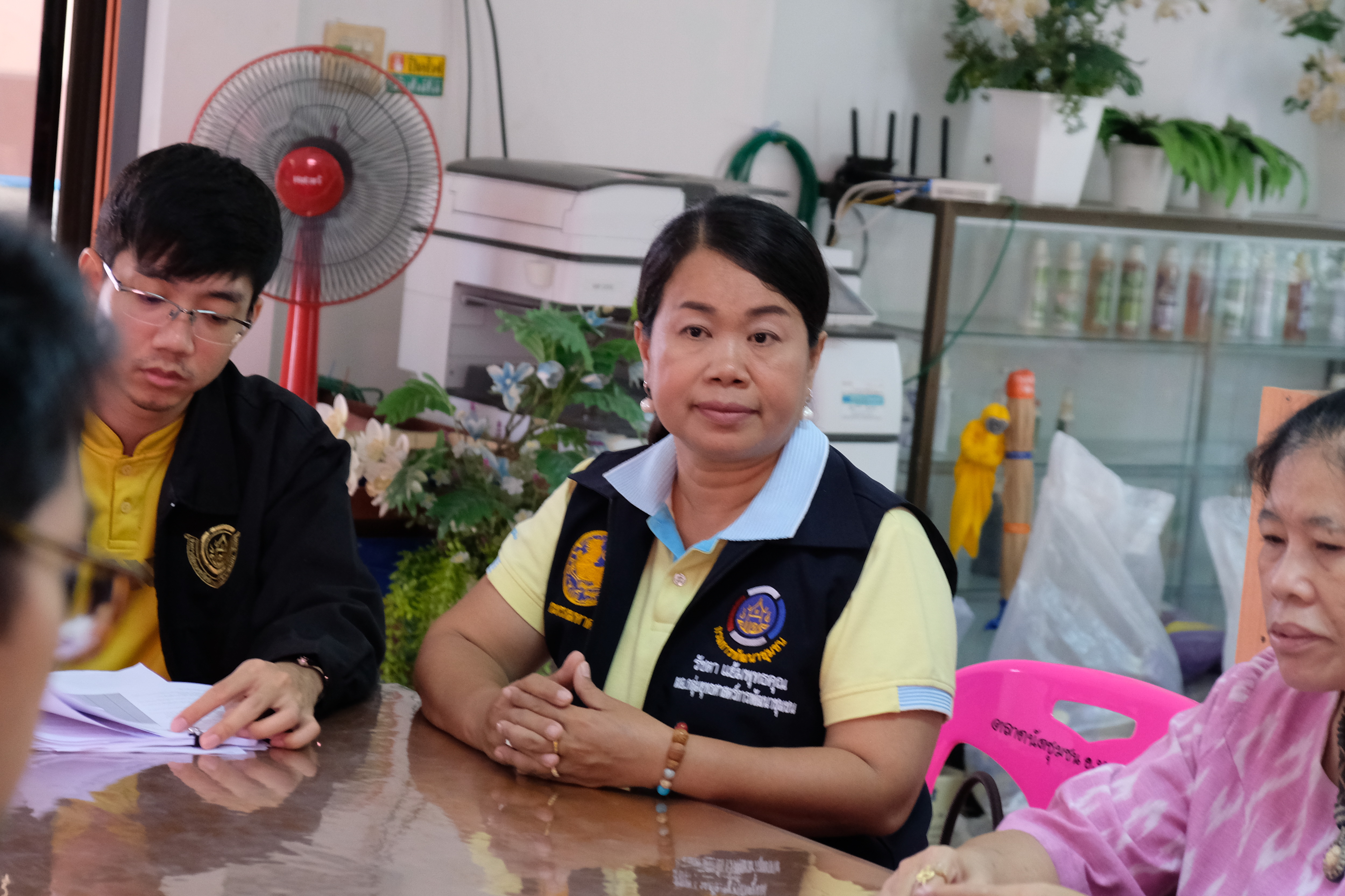 พช.ปทุมธานี “ขับเคลื่อนนโยบายการขจัดความยากจนฯ และติดตามการขับเคลื่อนงานตามภารกิจสำคัญของกรมการพัฒนาชุมชนอำเภอหนองเสือ”