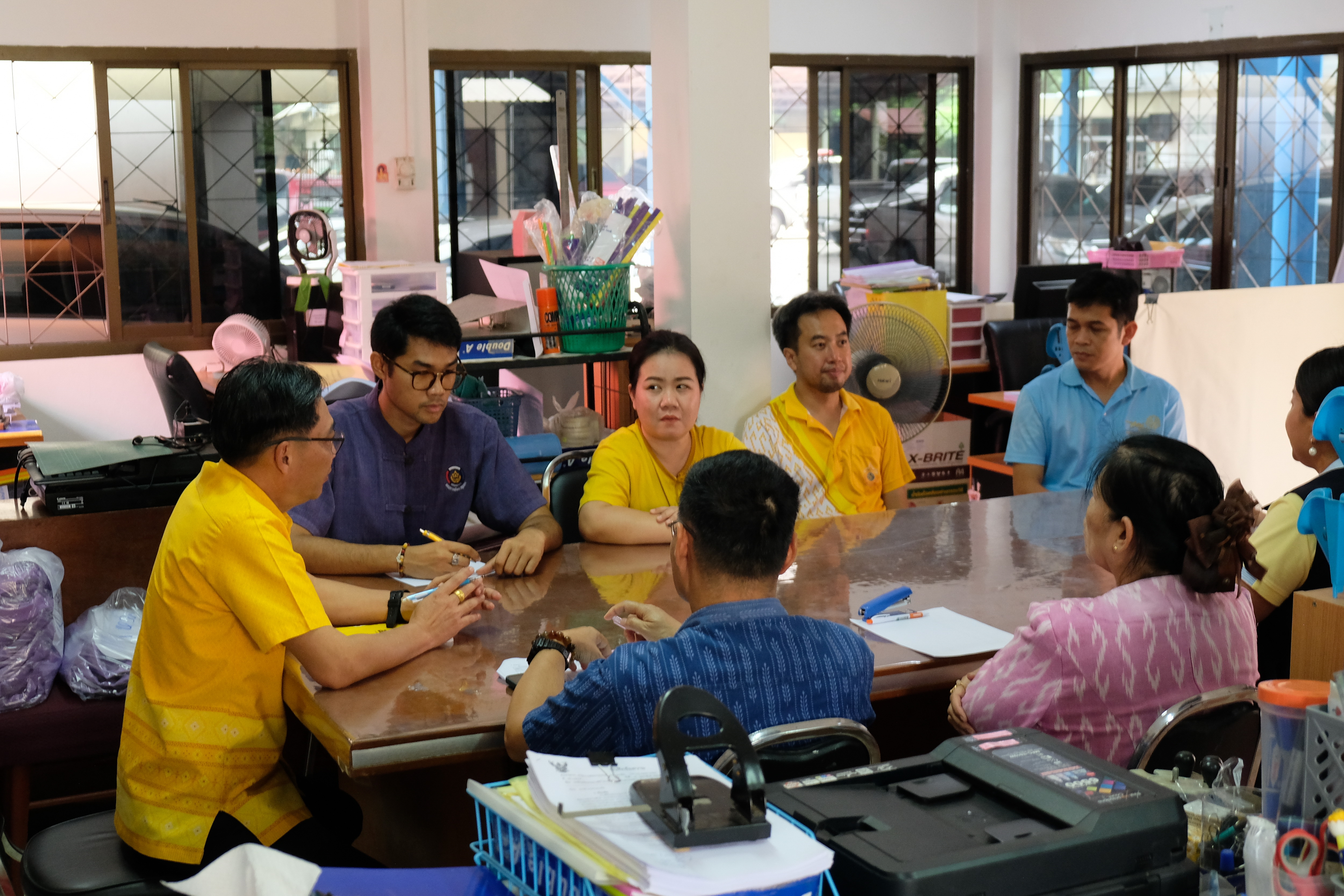 พช.ปทุมธานี “ขับเคลื่อนนโยบายการขจัดความยากจนฯ และติดตามการขับเคลื่อนงานตามภารกิจสำคัญของกรมการพัฒนาชุมชนอำเภอหนองเสือ”