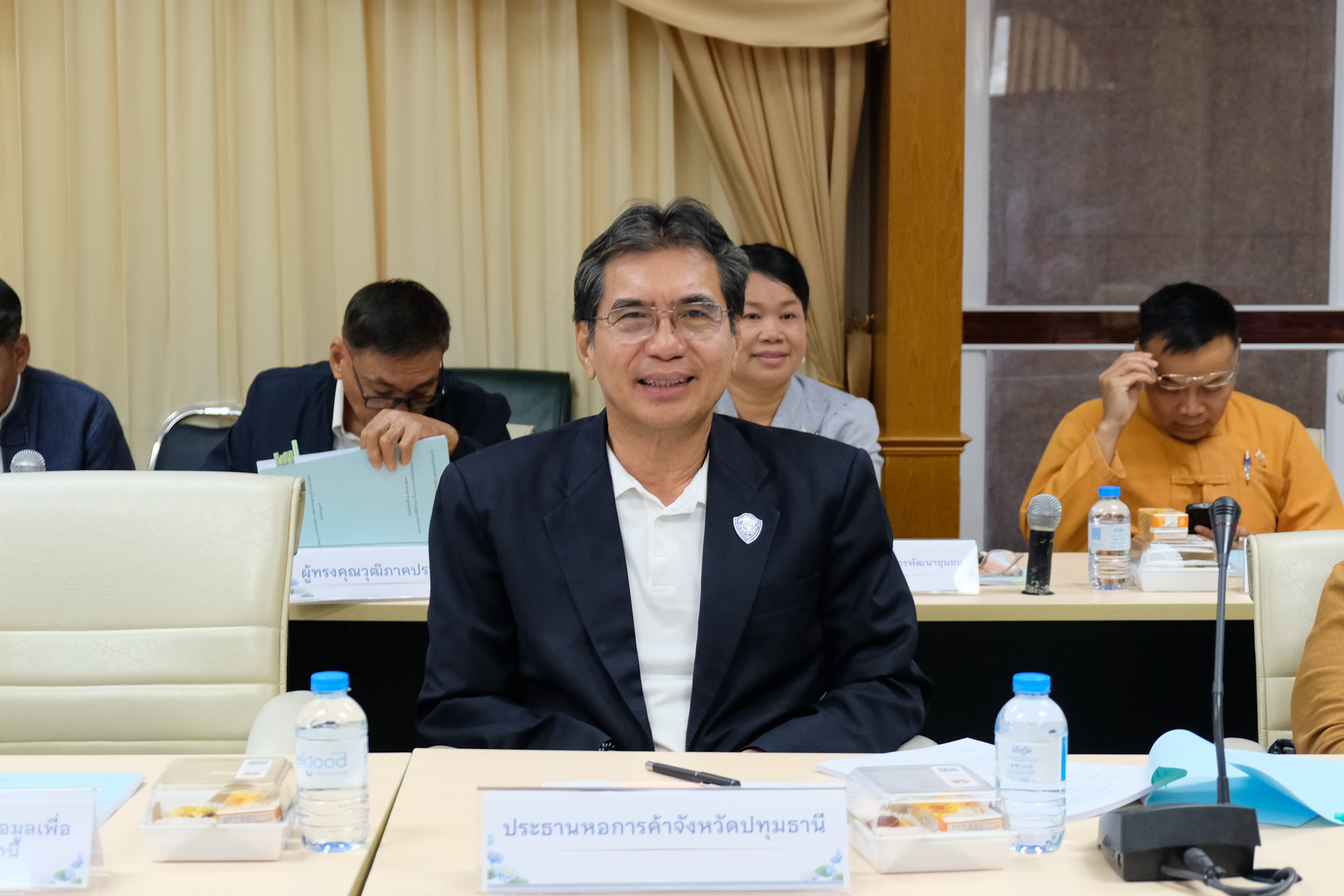 จังหวัดปทุมธานี “ประชุมคณะทำงานการพัฒนาเศรษฐกิจฐานรากและประชารัฐ จังหวัดปทุมธานี ครั้งที่ ๒/๒๕๖๘