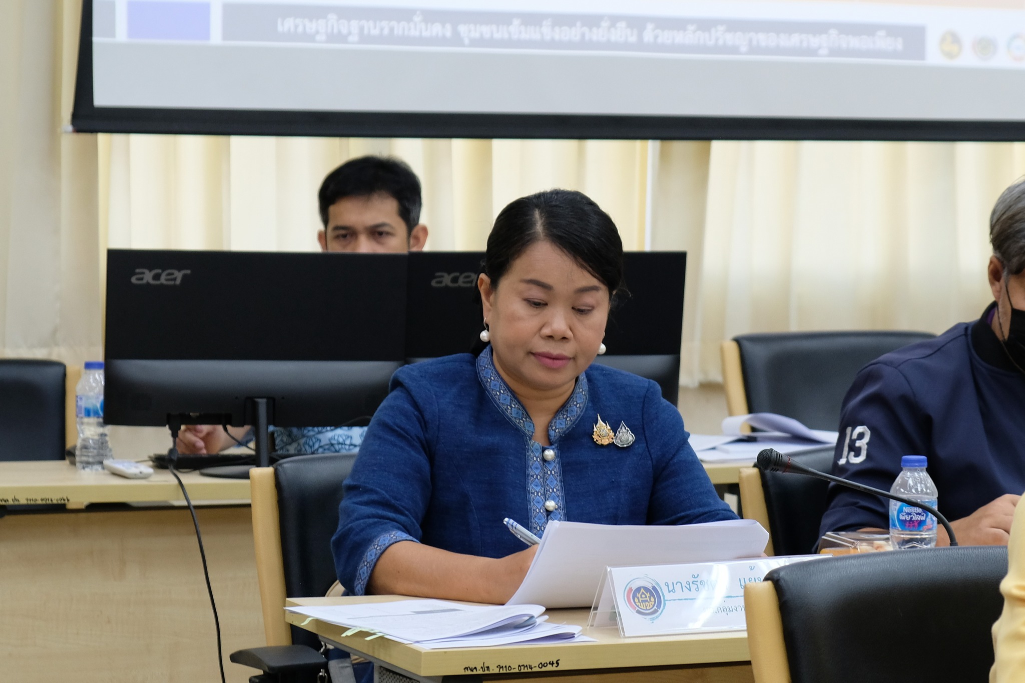 พช.ปทุมธานี “ร่วมประชุมคณะอนุกรรมการสนับสนุนและติดตามการดำเนินงานกองทุนหมู่บ้านจังหวัดปทุมธานี”
