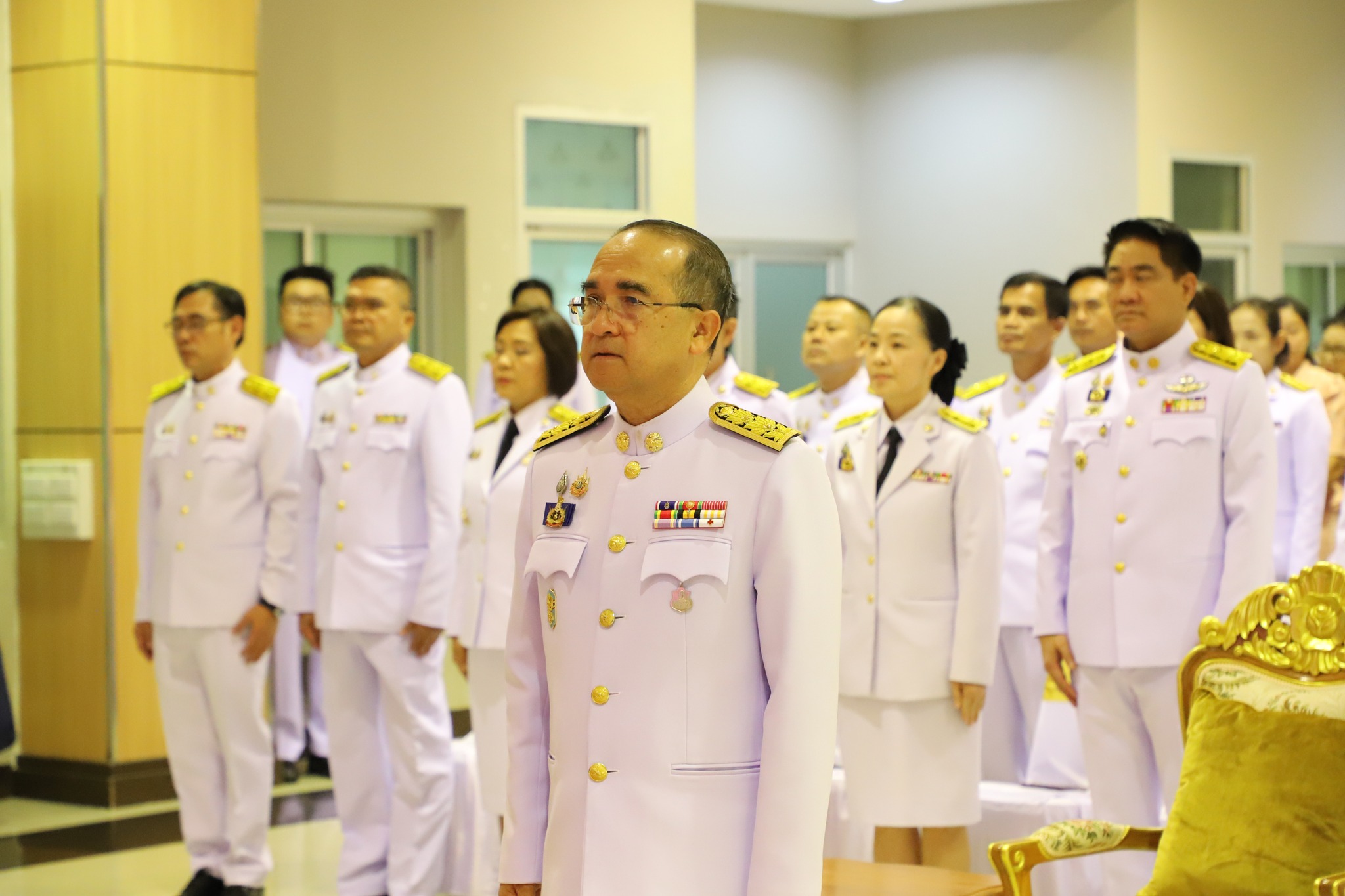 จังหวัดปทุมธานี “ประกอบพิธีมอบแบบลายผ้าพระราชทาน ผ้าลายสิริราชพัสตราภรณ์ พร้อมต่อยอดเพิ่มมูลค่าผลิตภัณฑ์ผ้าไทย”