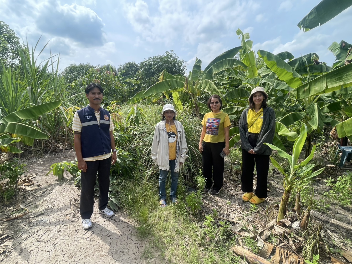 สพจ.ปทุมธานี ลงพื้นที่ติดตามและสนับสนุนการดำเนินงานโครงการสารสนเทศตำบลต้นแบบเพื่อการพัฒนาคุณภาพชีวิตของประชาชน ตำบลคลองควาย อำเภอสามโคก จังหวัดปทุมธานี